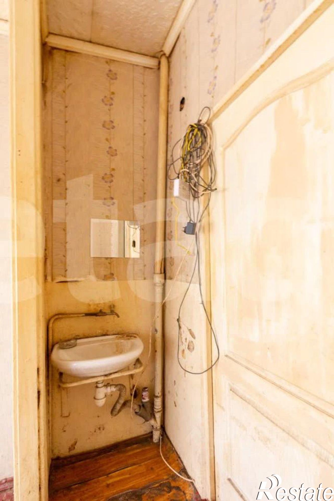 Купить комнату за 850 000 рублей на ул Киргизская, 10