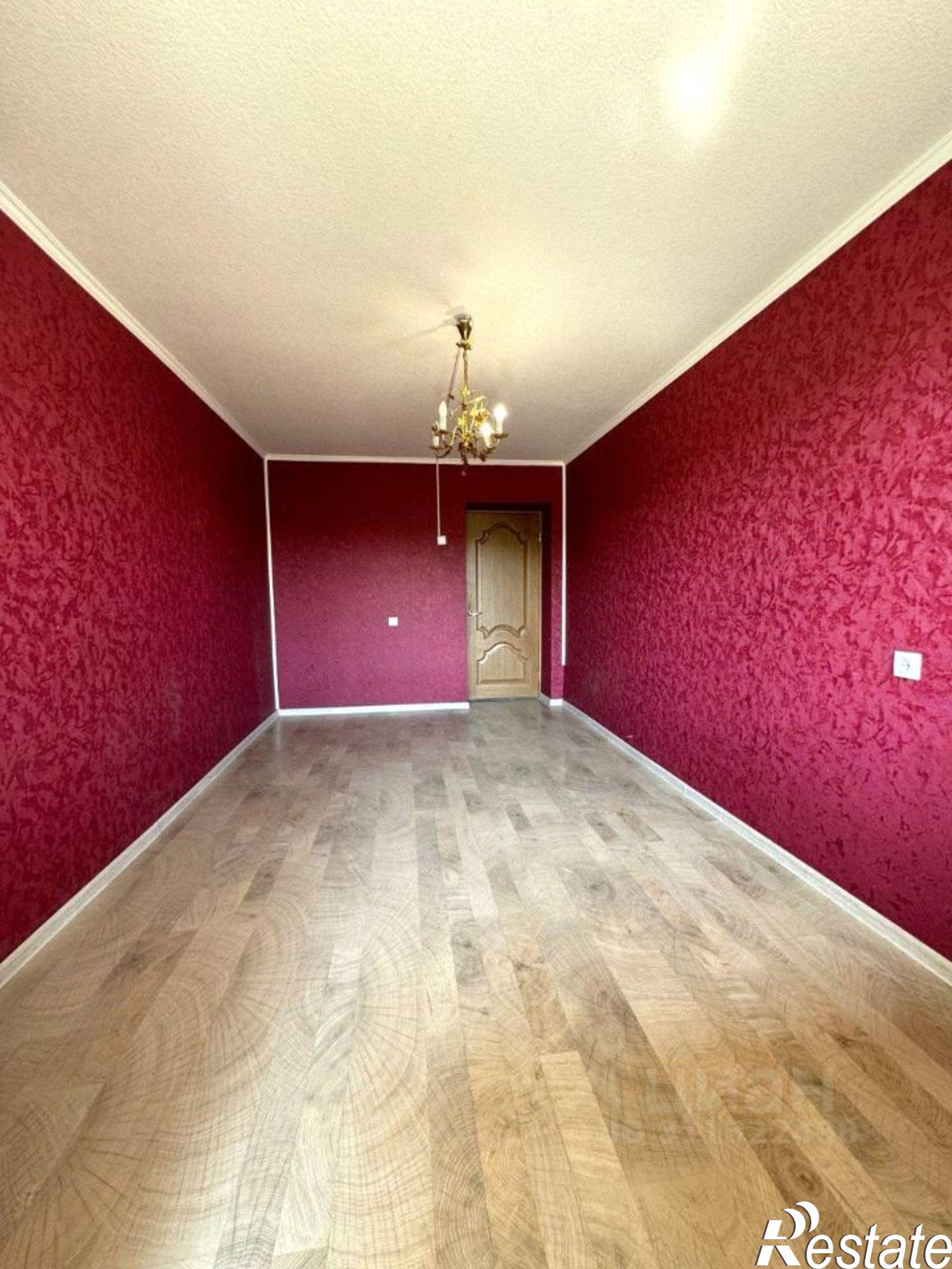 Купить квартиру за 5 950 000 рублей на пр-кт Стачки, 233