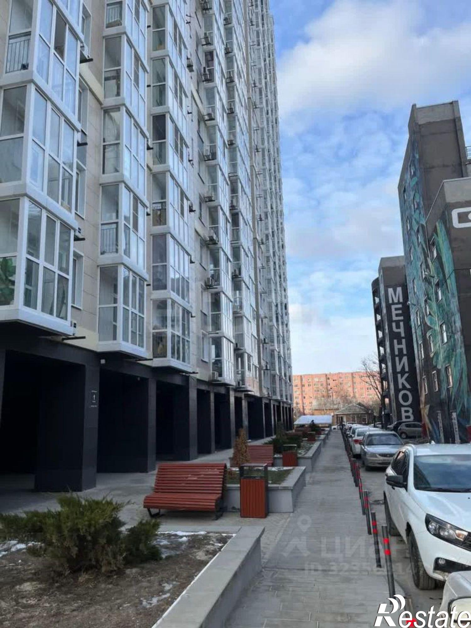 Купить гараж, место в паркинге за 2 299 010 рублей на Таврическая улица, 4