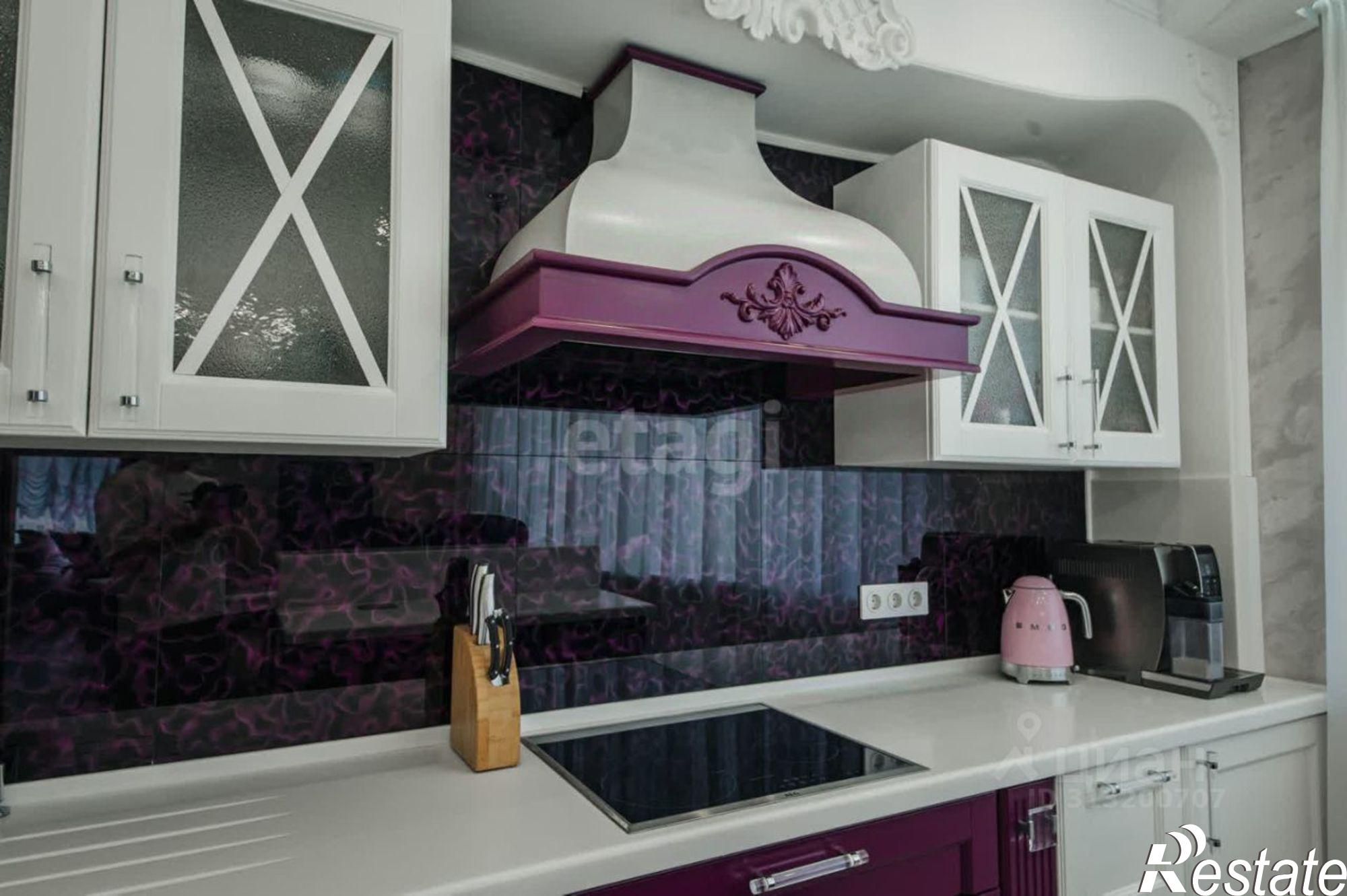 Купить квартиру за 25 000 000 рублей на Гвардейский пер, 13А