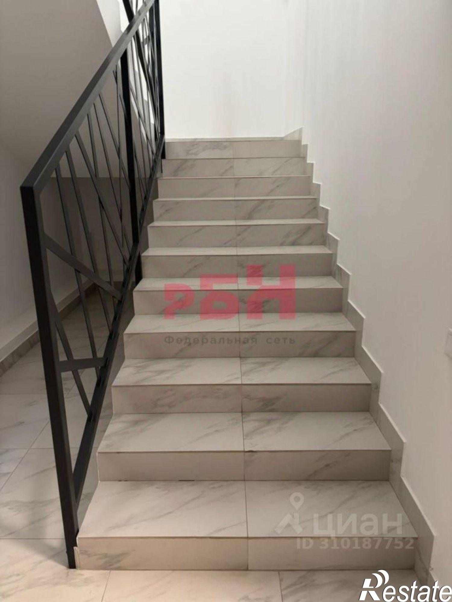 Купить ОСЗ, отдельно стоящее здание за 67 700 100 рублей на ул Мясникова, 31