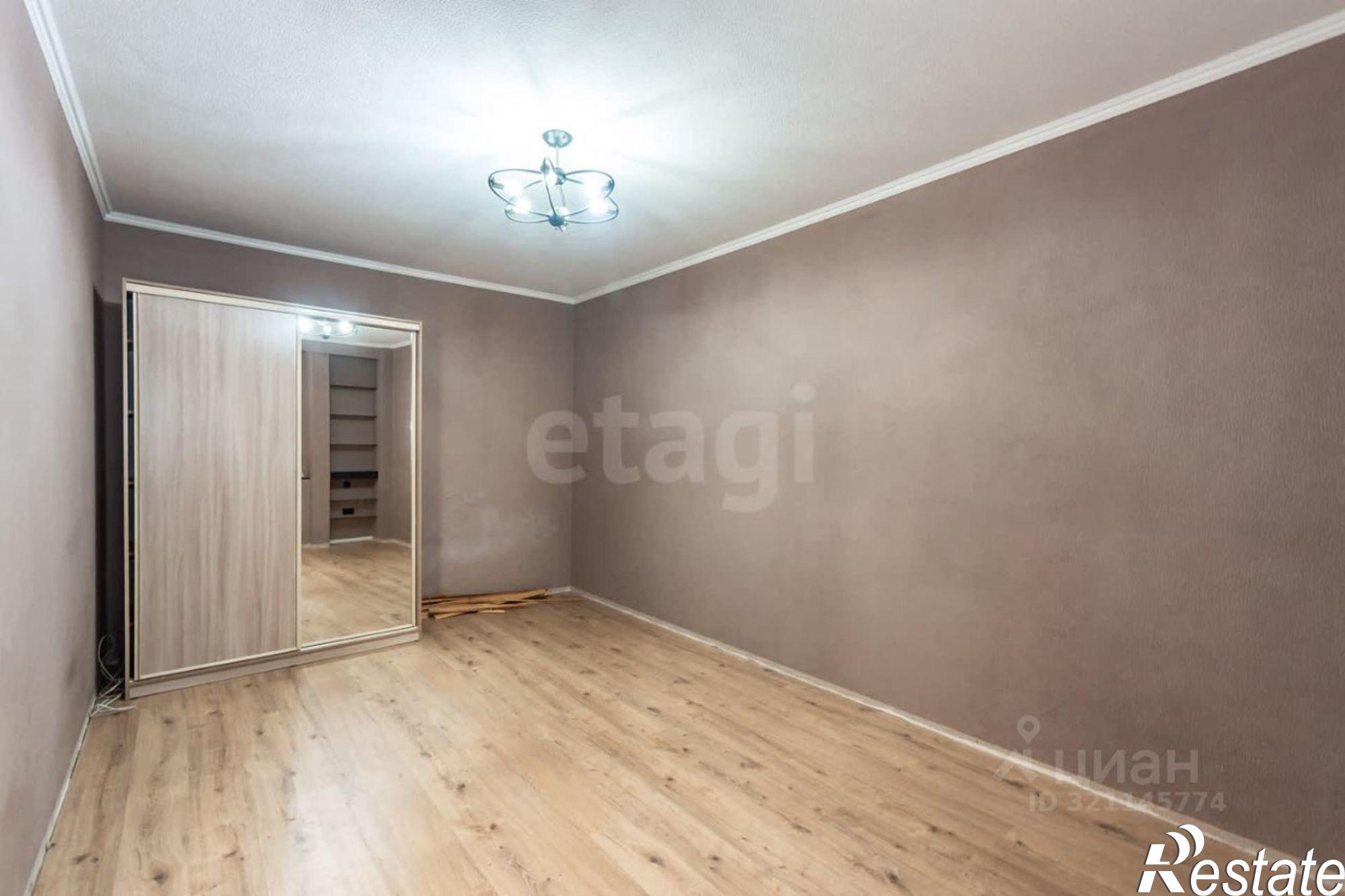 Купить квартиру за 5 900 000 рублей на улица Мильчакова, 49