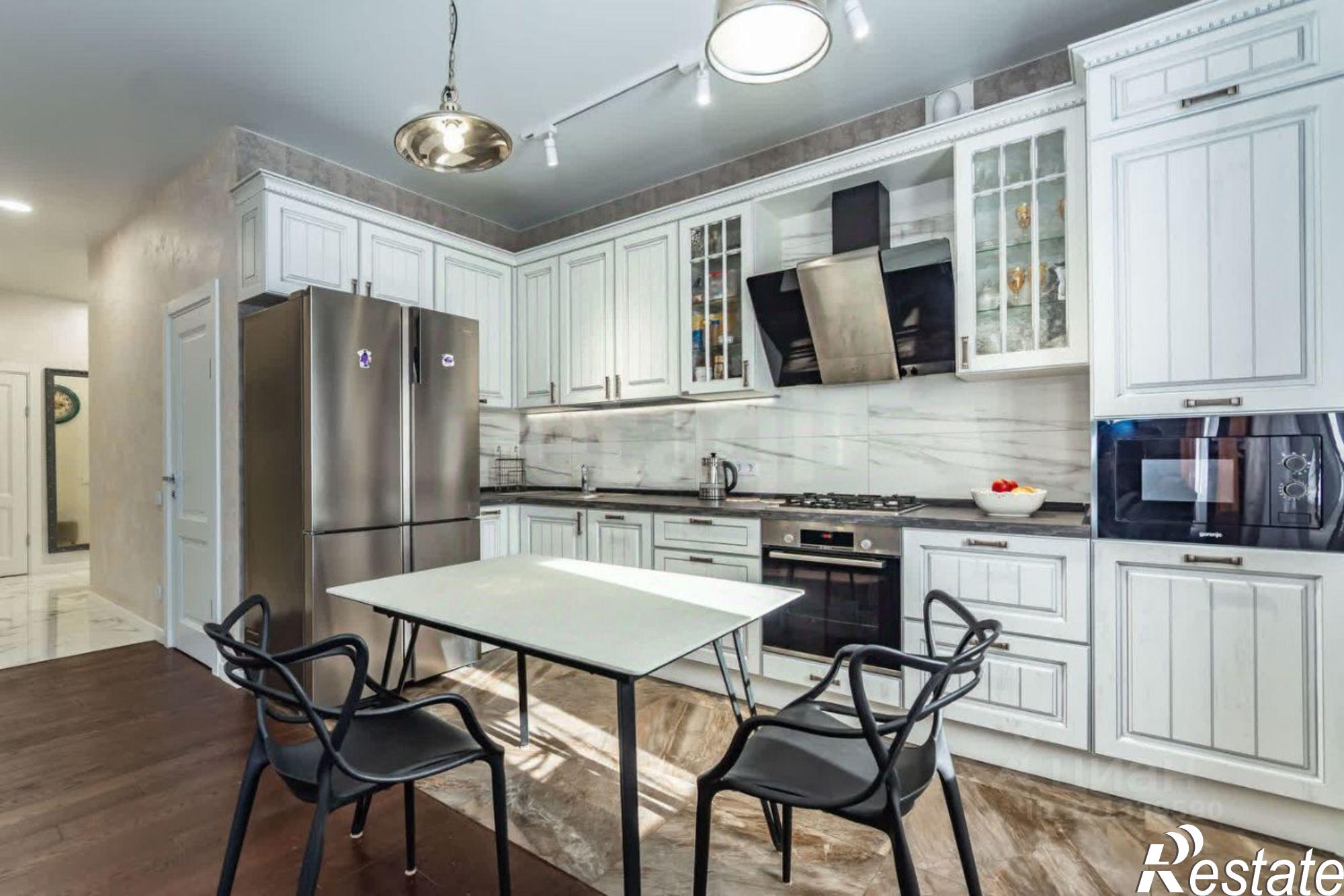 Купить квартиру за 24 000 000 рублей на улица Шаумяна, 40