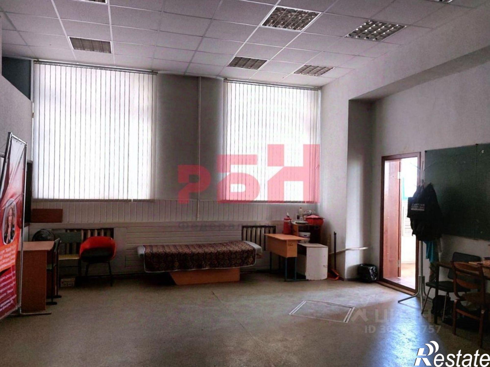 Купить ОСЗ, отдельно стоящее здание за 550 002 000 рублей на ул 24-я линия, 2/5