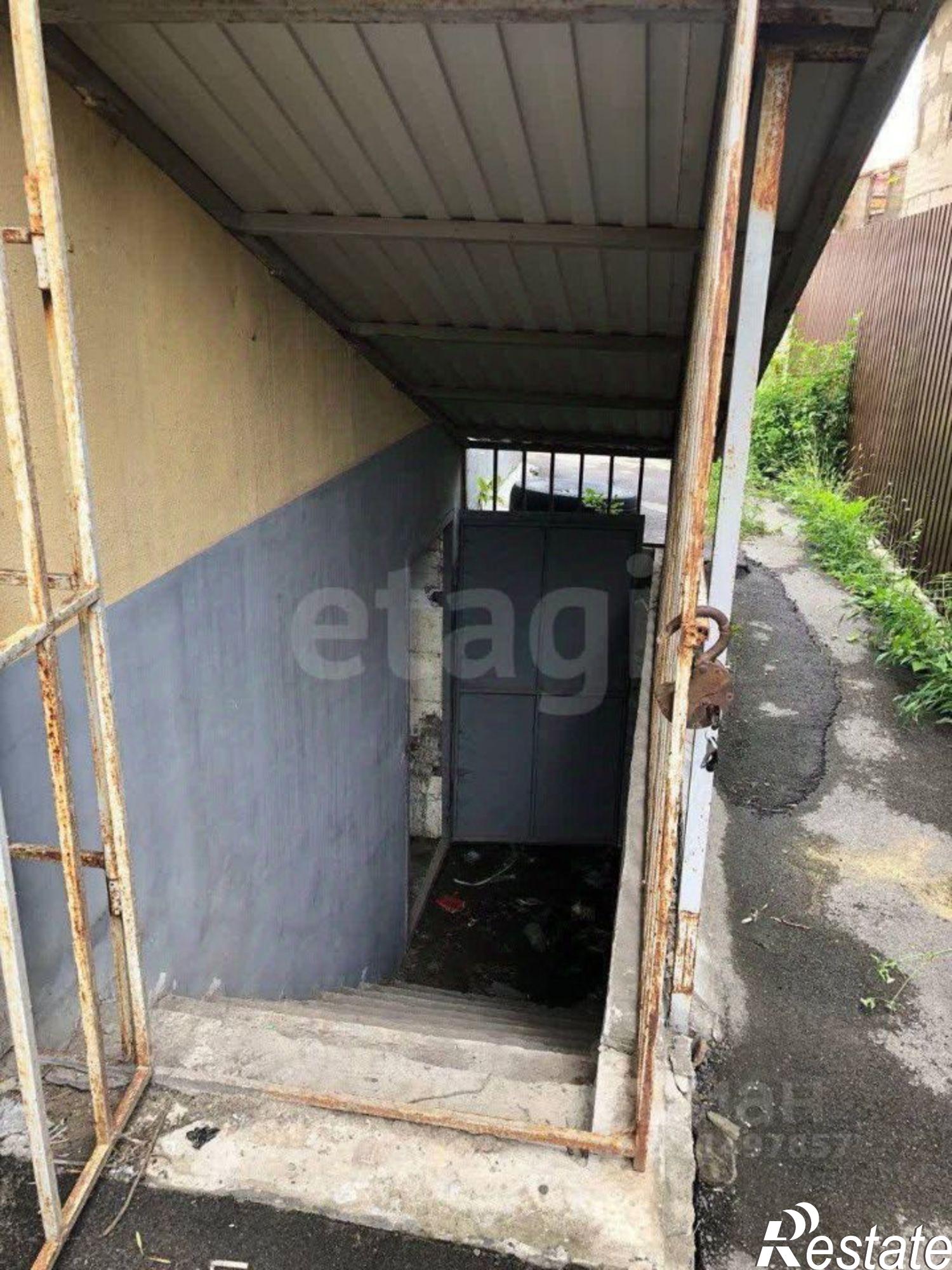 Купить квартиру за 2 570 000 рублей на ул Лепестковая, 30/36