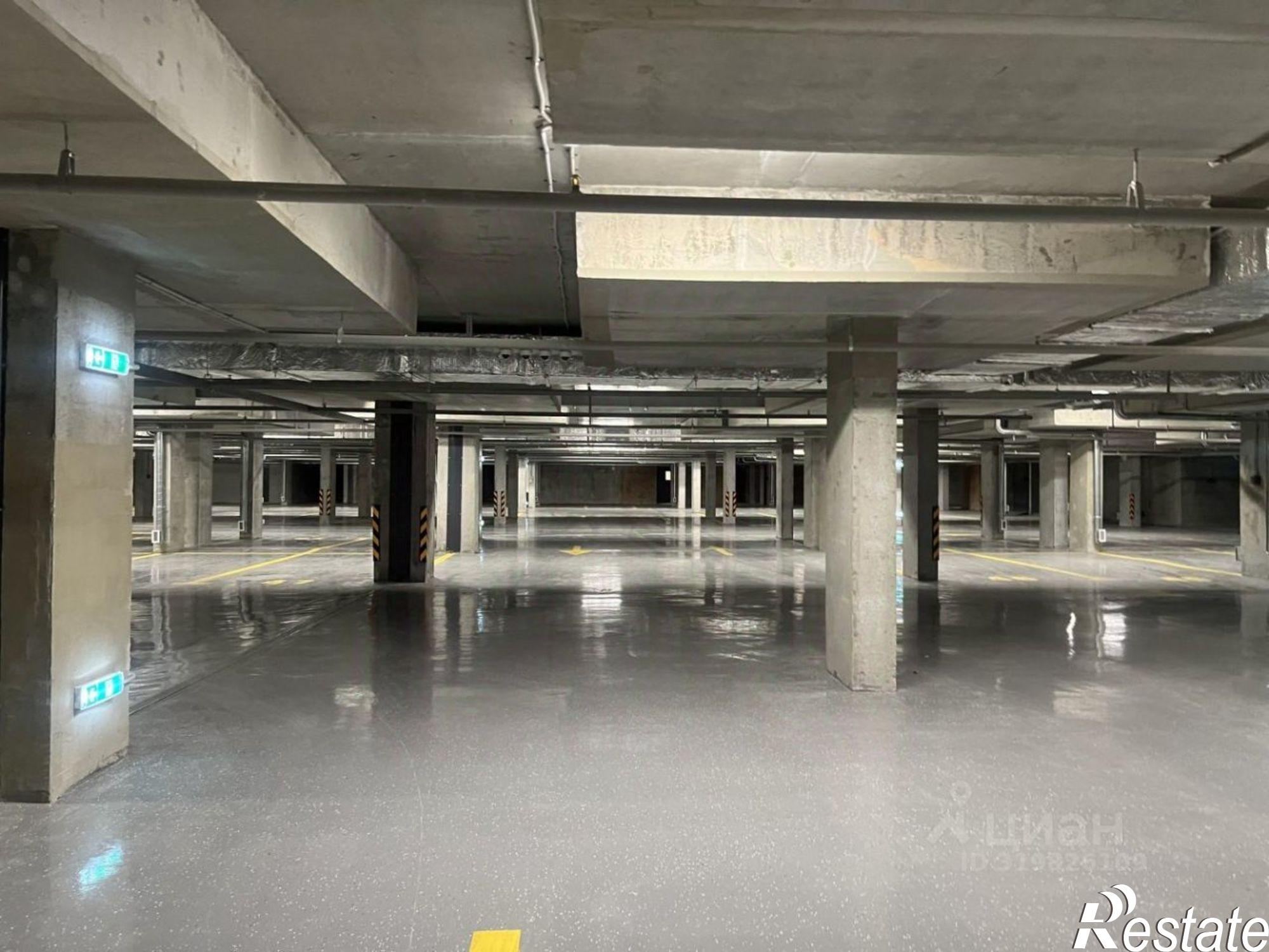 Купить гараж, место в паркинге за 1 600 000 рублей на Берберовская улица