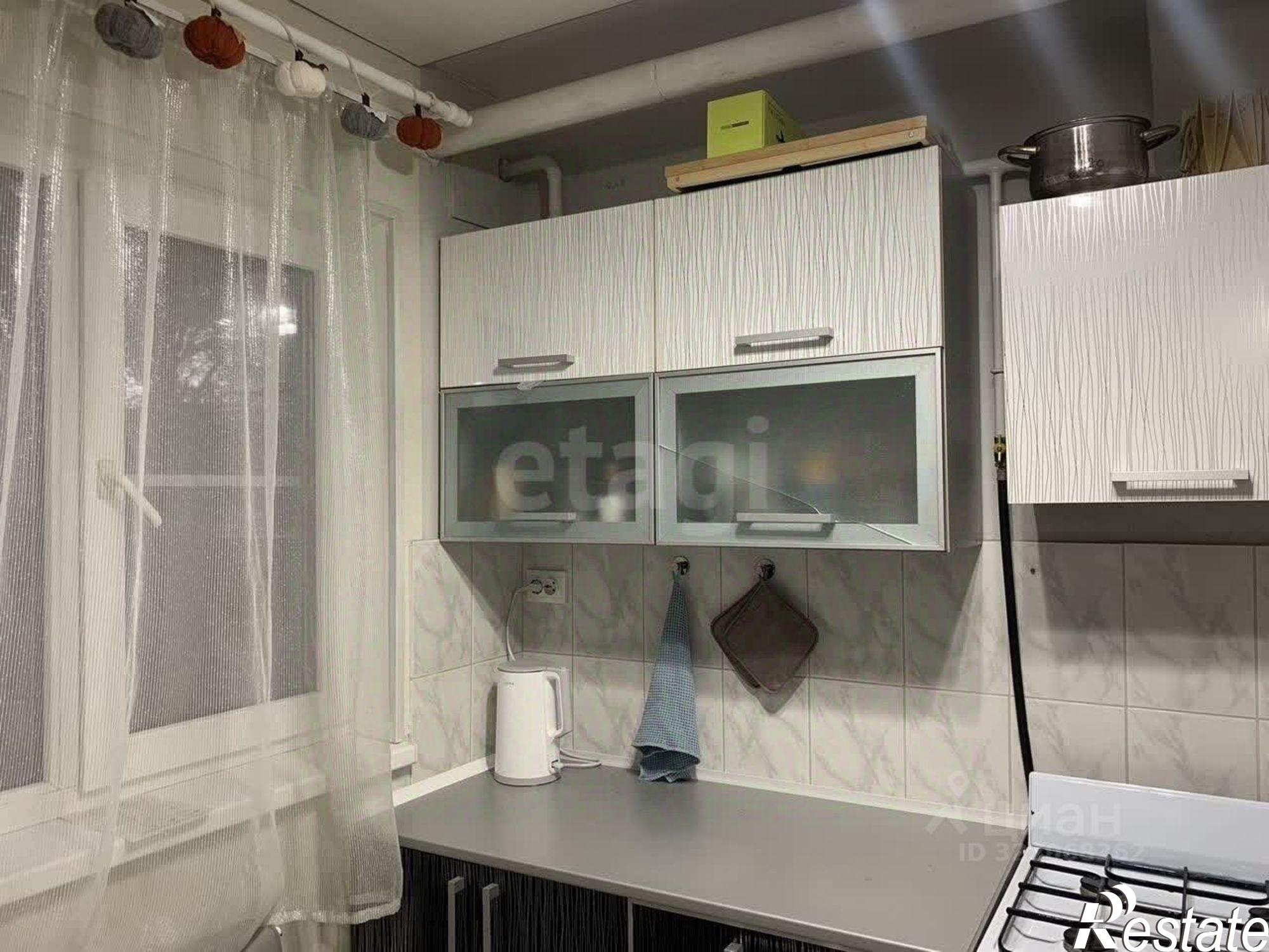 Купить квартиру за 4 300 000 рублей на улица Красных Зорь, 63