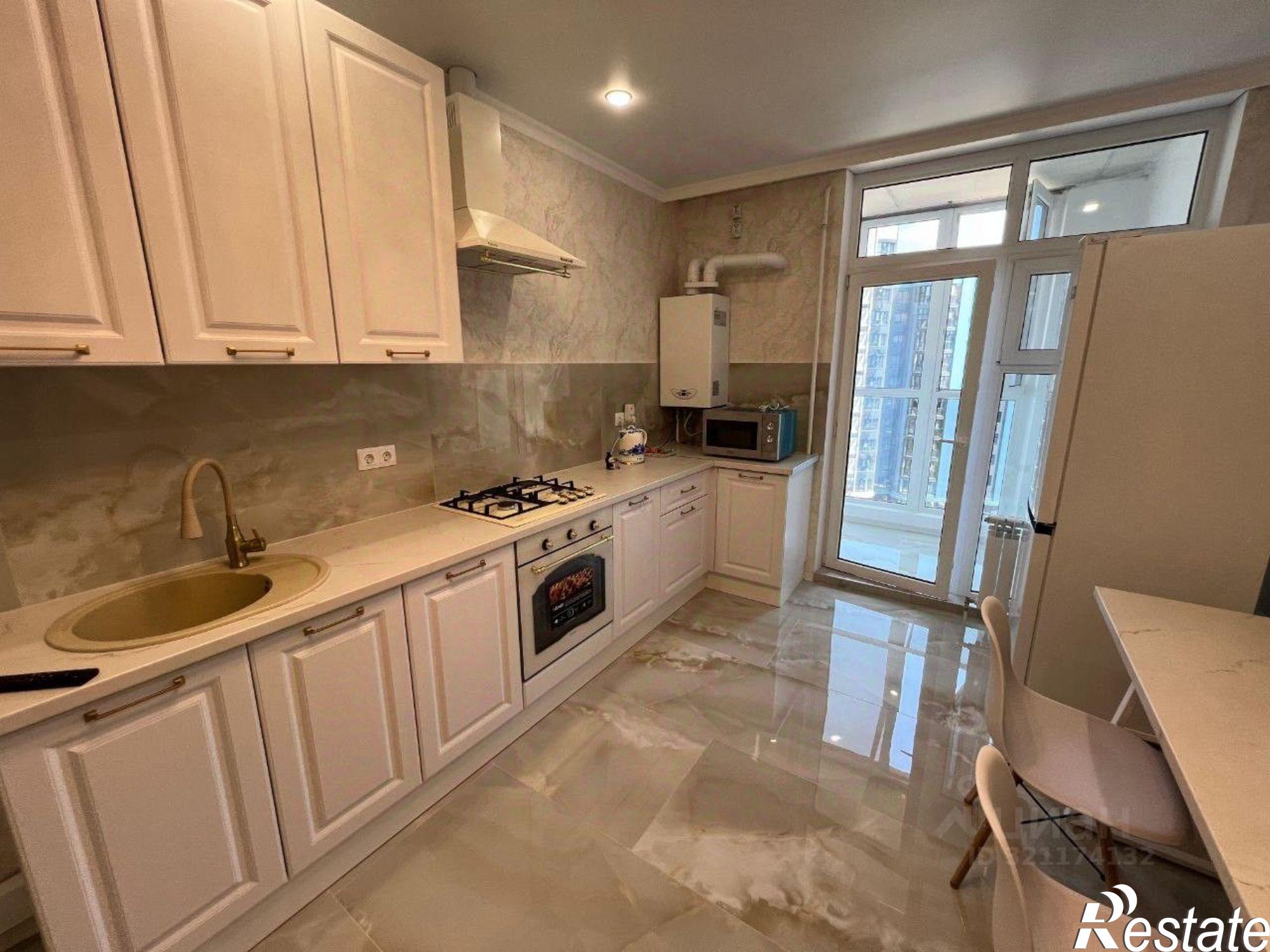 Купить квартиру за 8 100 000 рублей на Левобережная улица, 6/6 с1