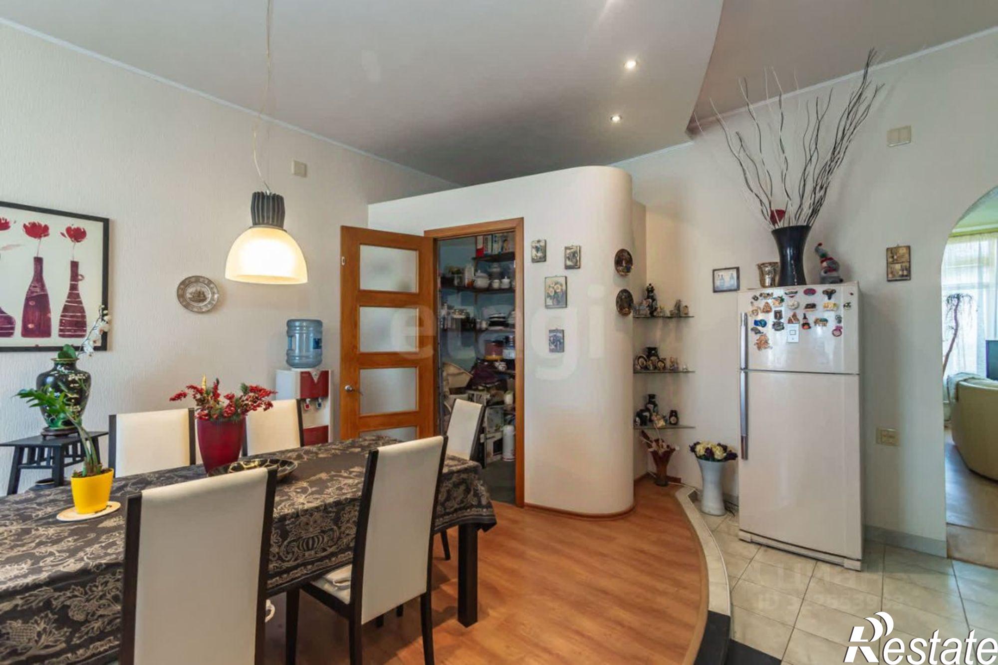 Купить квартиру за 17 000 000 рублей на ул Тургеневская, 53/16