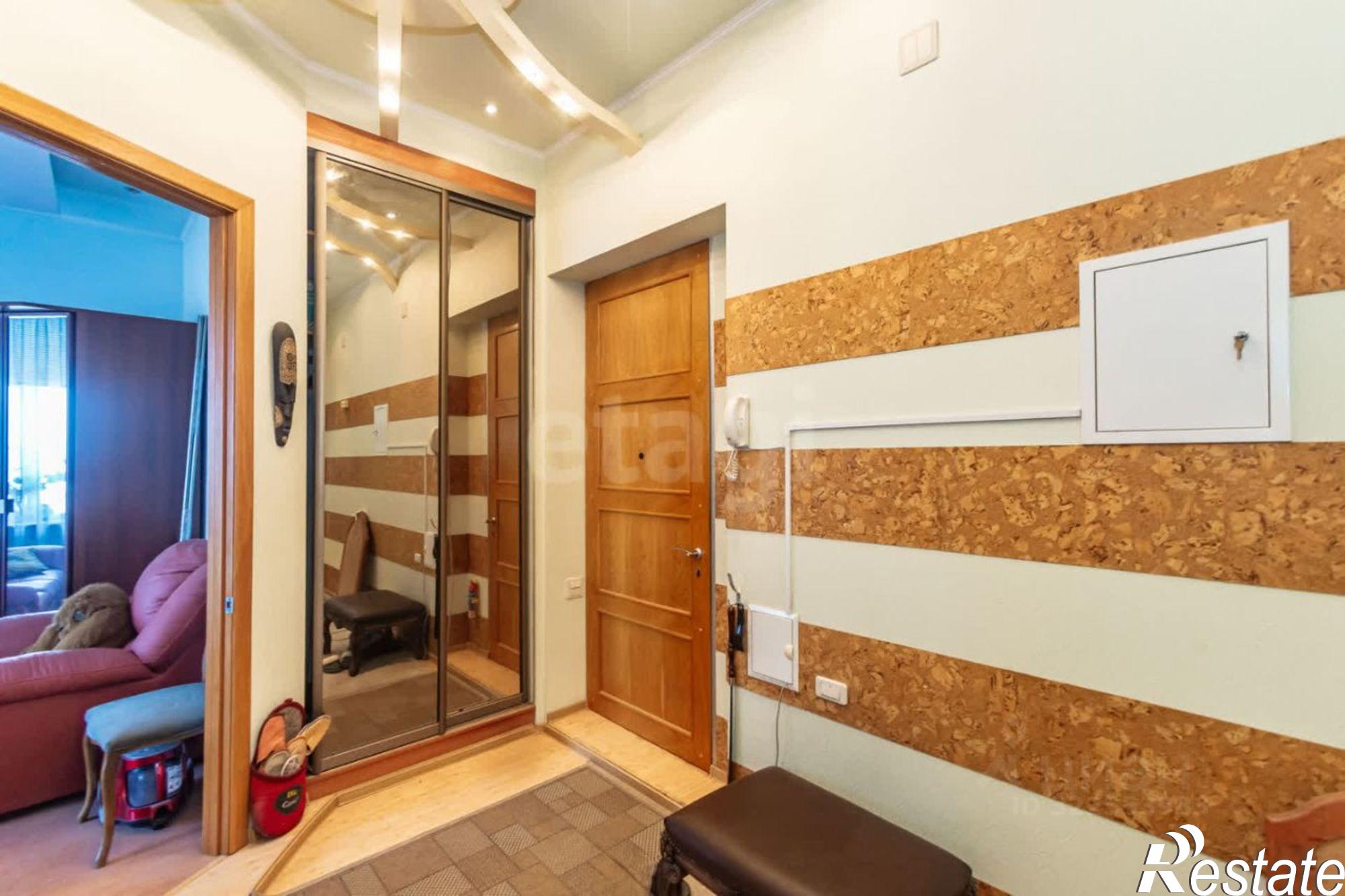 Купить квартиру за 17 000 000 рублей на ул Тургеневская, 53/16