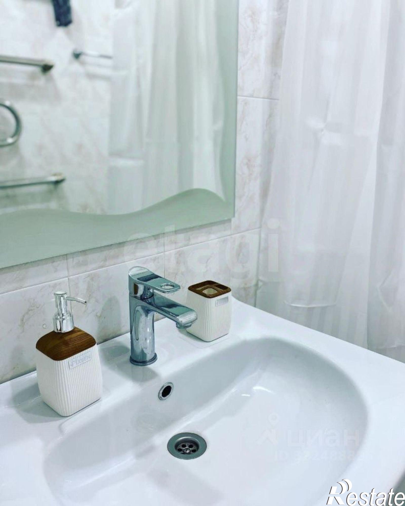 Купить квартиру за 6 200 000 рублей на Развиленская улица, 114