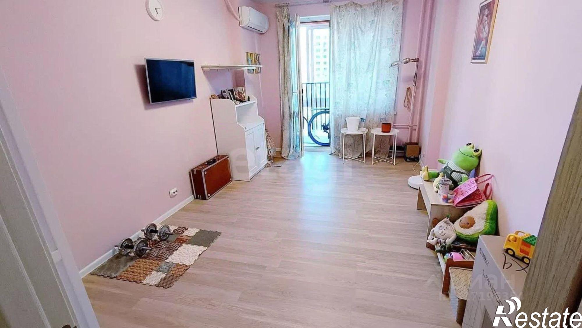 Купить квартиру за 7 100 000 рублей на Орбитальная улица, 23