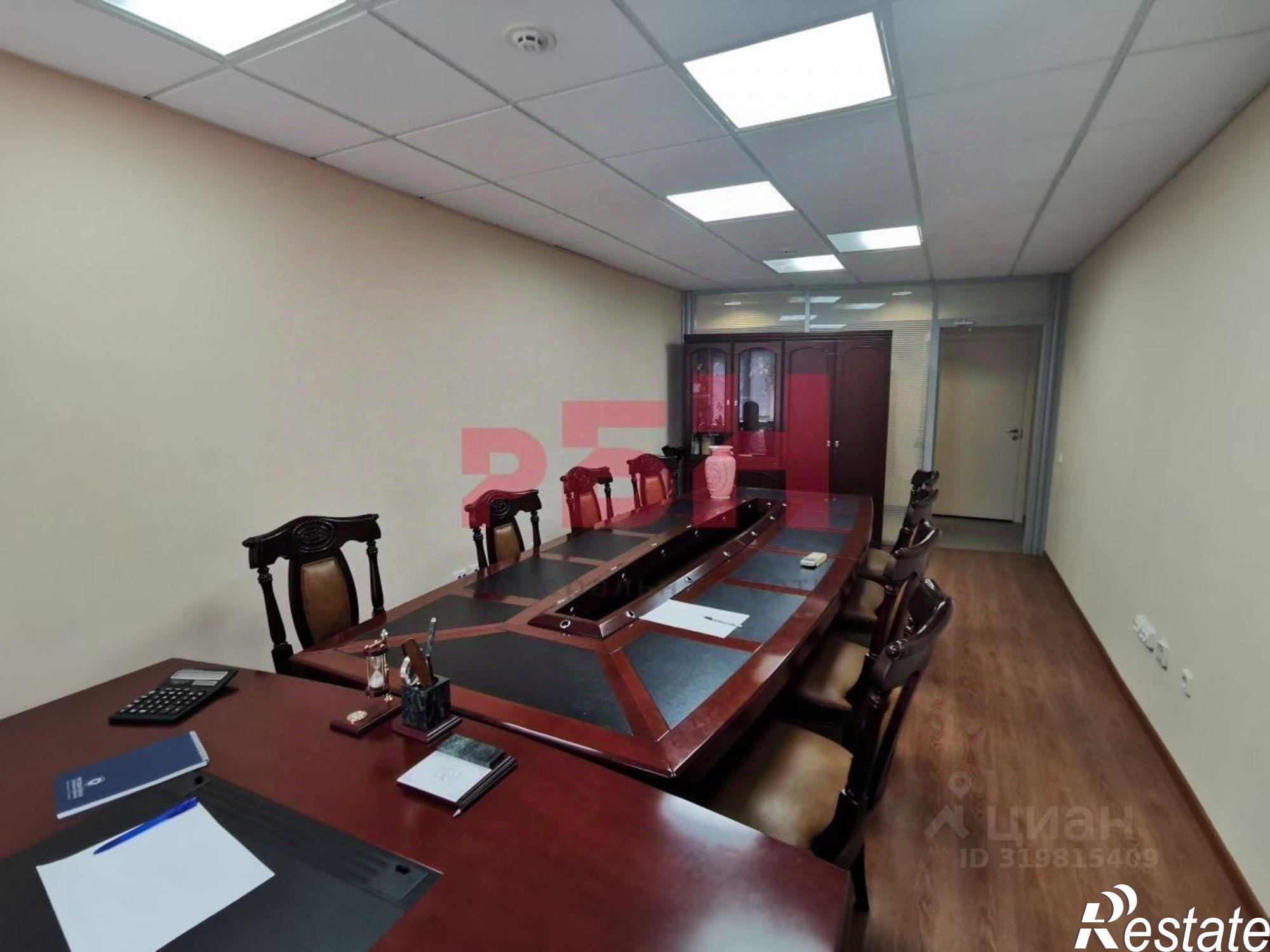 Купить офис, помещение под офис за 59 890 400 рублей на улица Максима Горького, 102