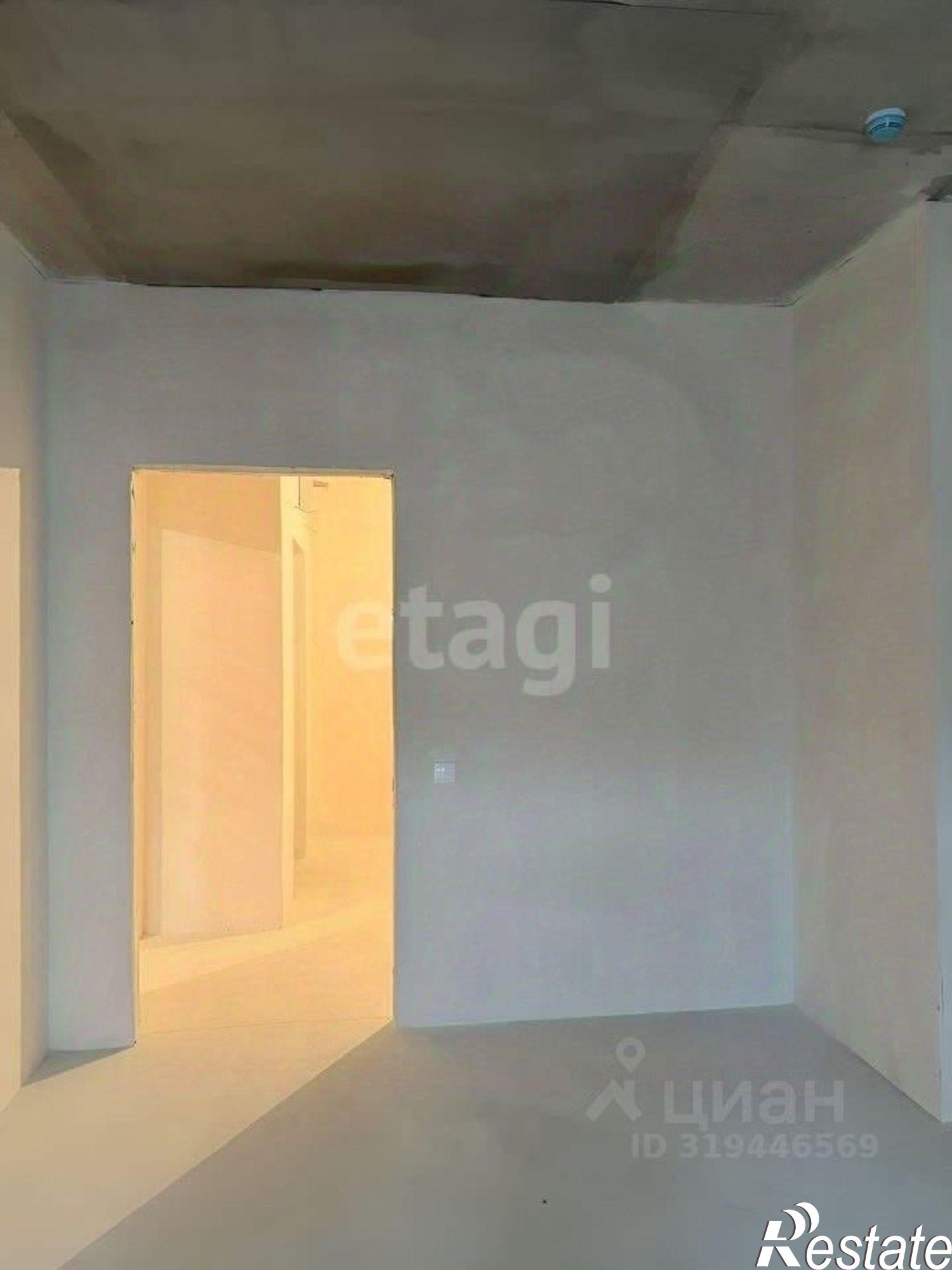 Купить квартиру за 12 100 000 рублей на ул Бориса Слюсаря, 6/6 3