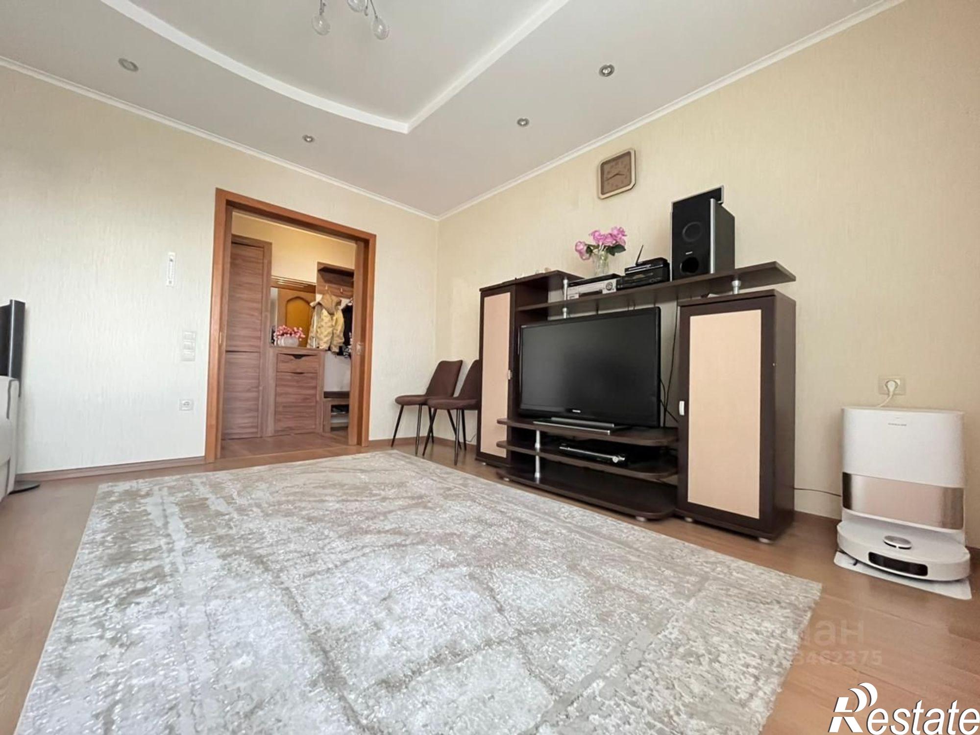 Купить квартиру за 7 700 000 рублей на 2-я Краснодарская улица, 80