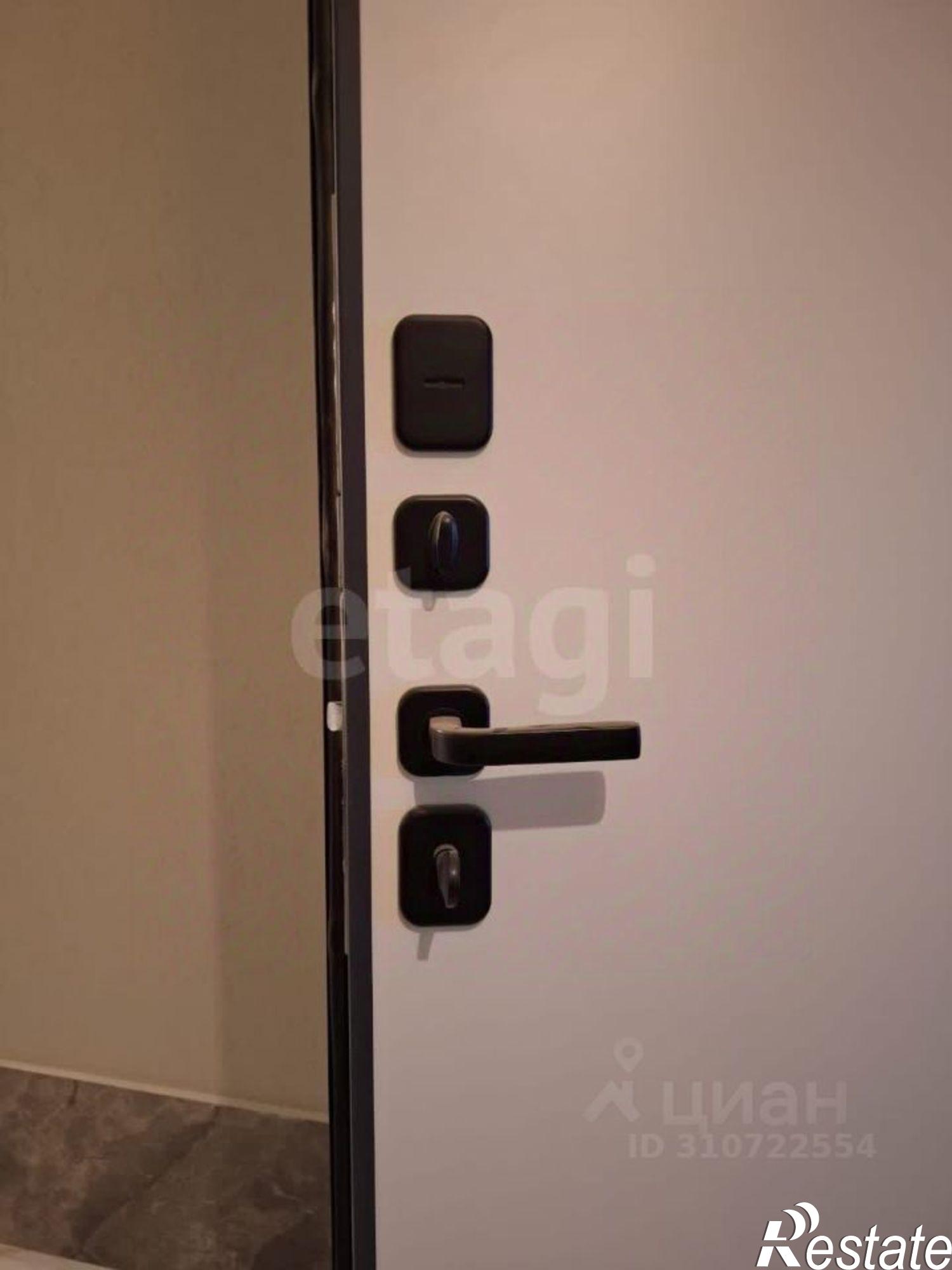 Купить квартиру за 15 400 000 рублей на Левобережная улица, 6/1 с1