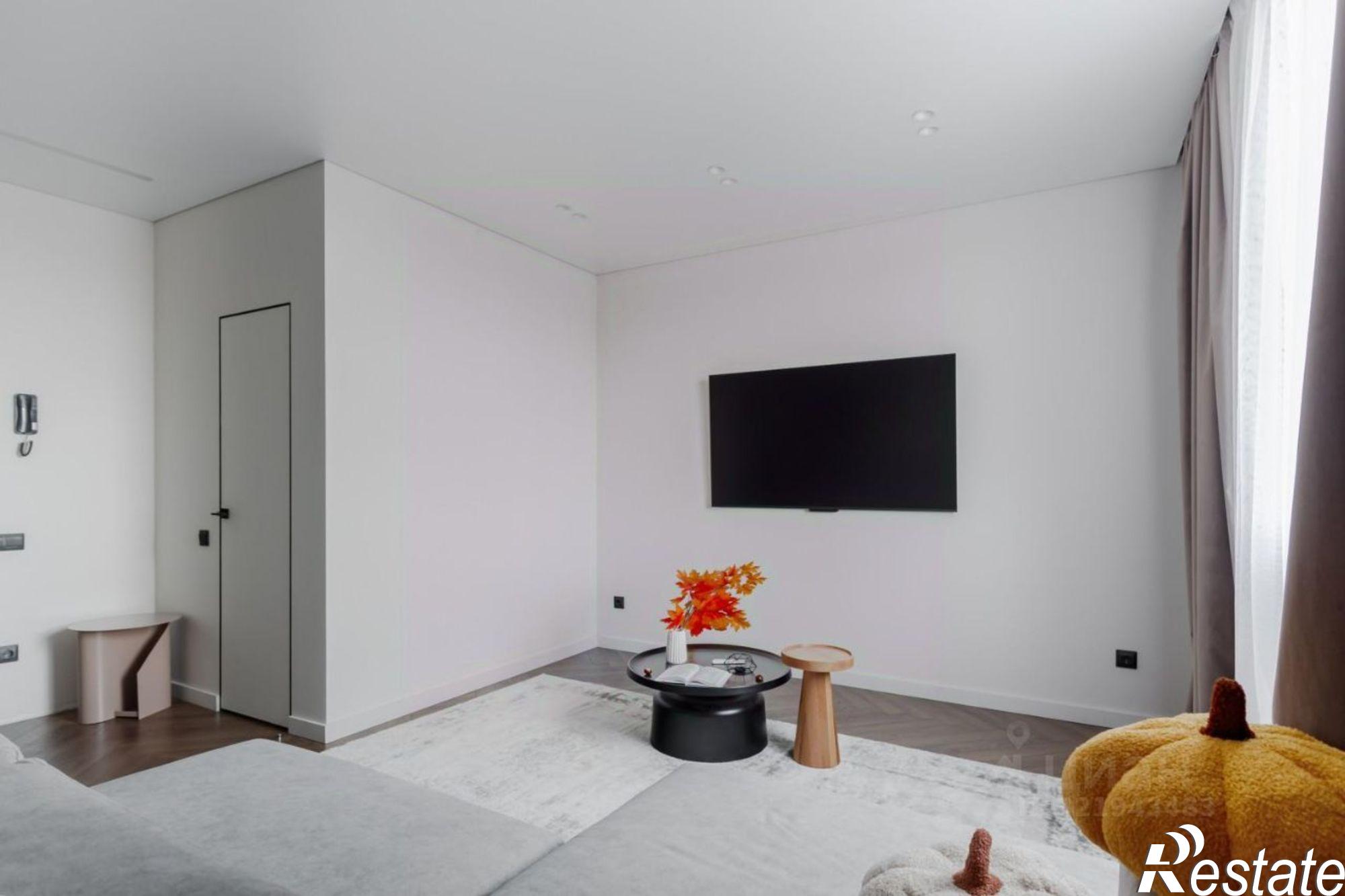 Купить квартиру за 13 800 000 рублей на Стабильная улица, 46