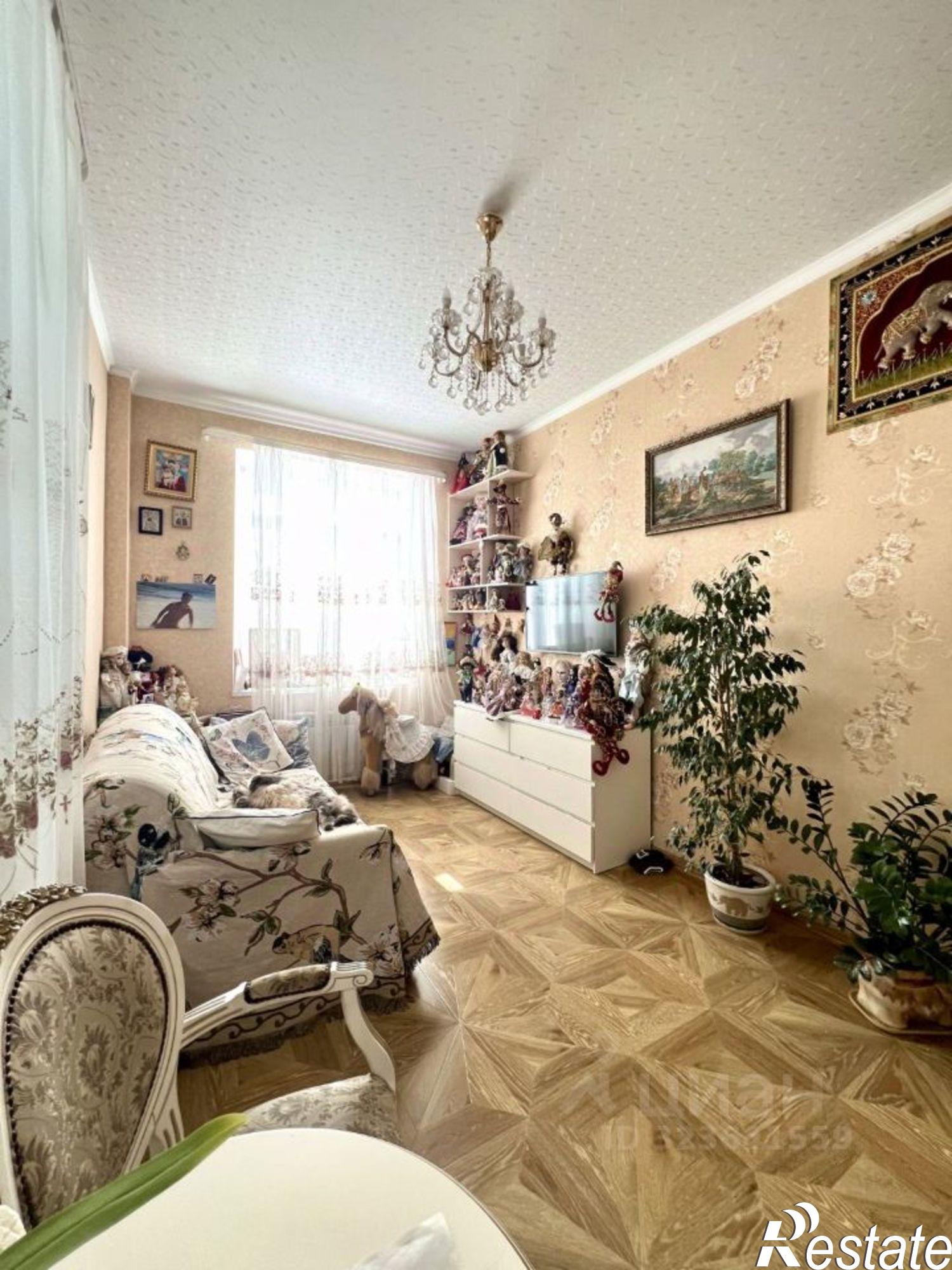 Купить квартиру за 12 300 000 рублей на Соборный переулок, 35/140