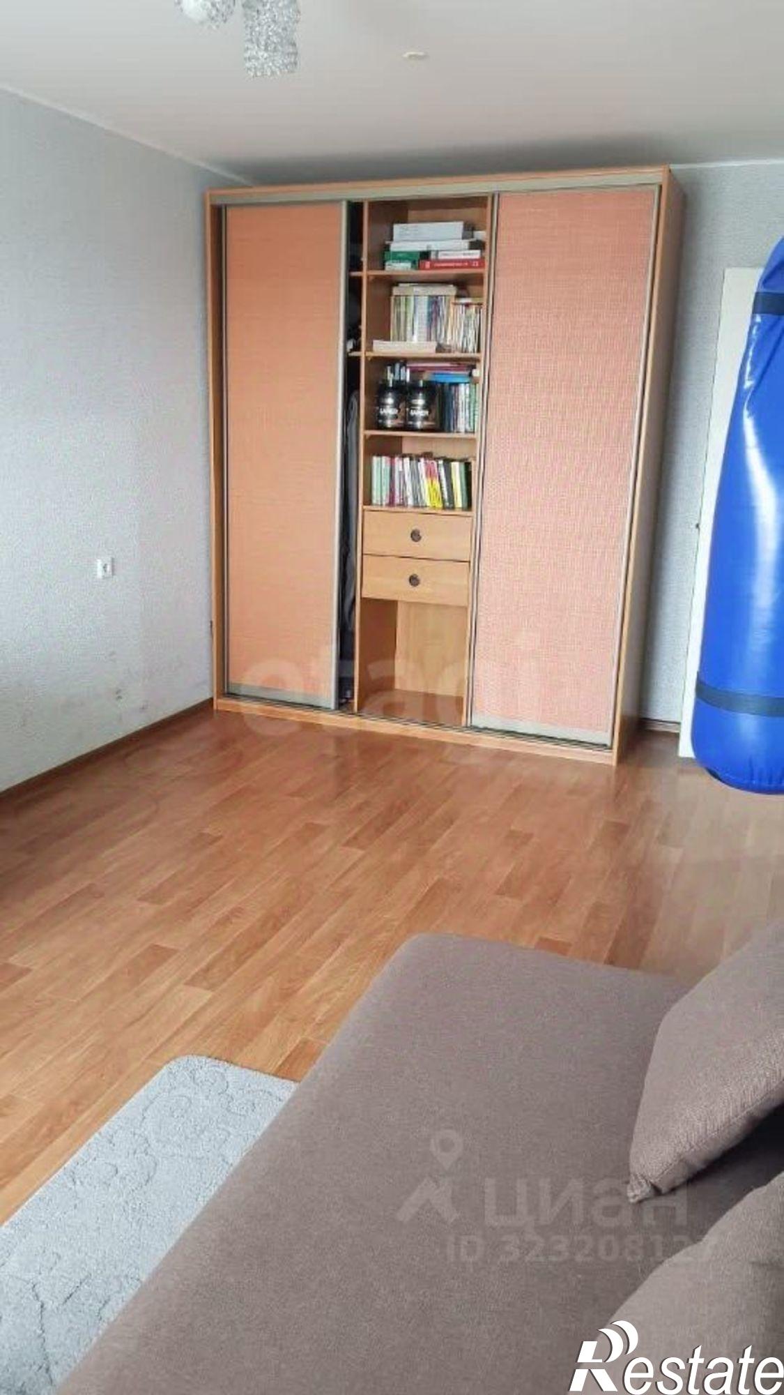 Купить квартиру за 10 300 000 рублей на Драгунская улица, 10