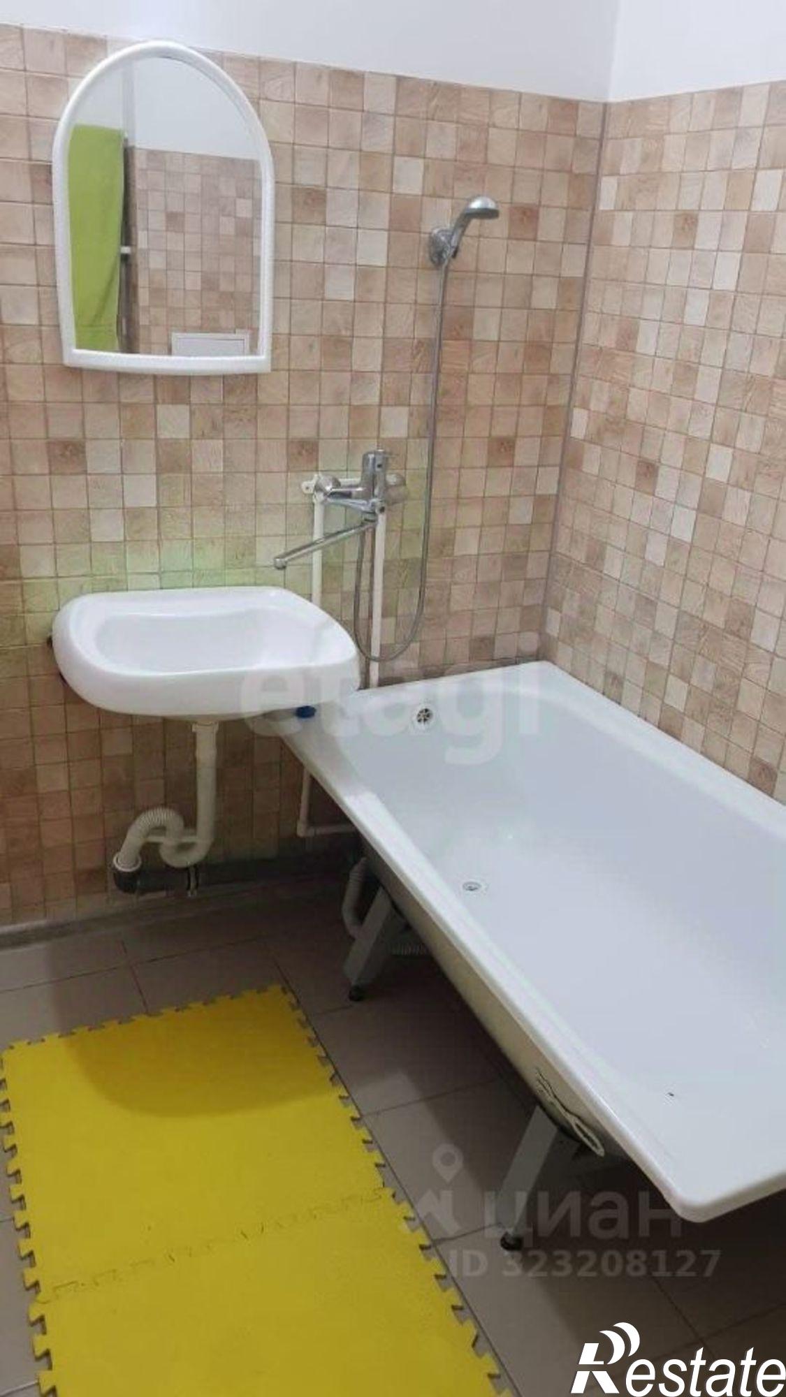 Купить квартиру за 10 300 000 рублей на Драгунская улица, 10