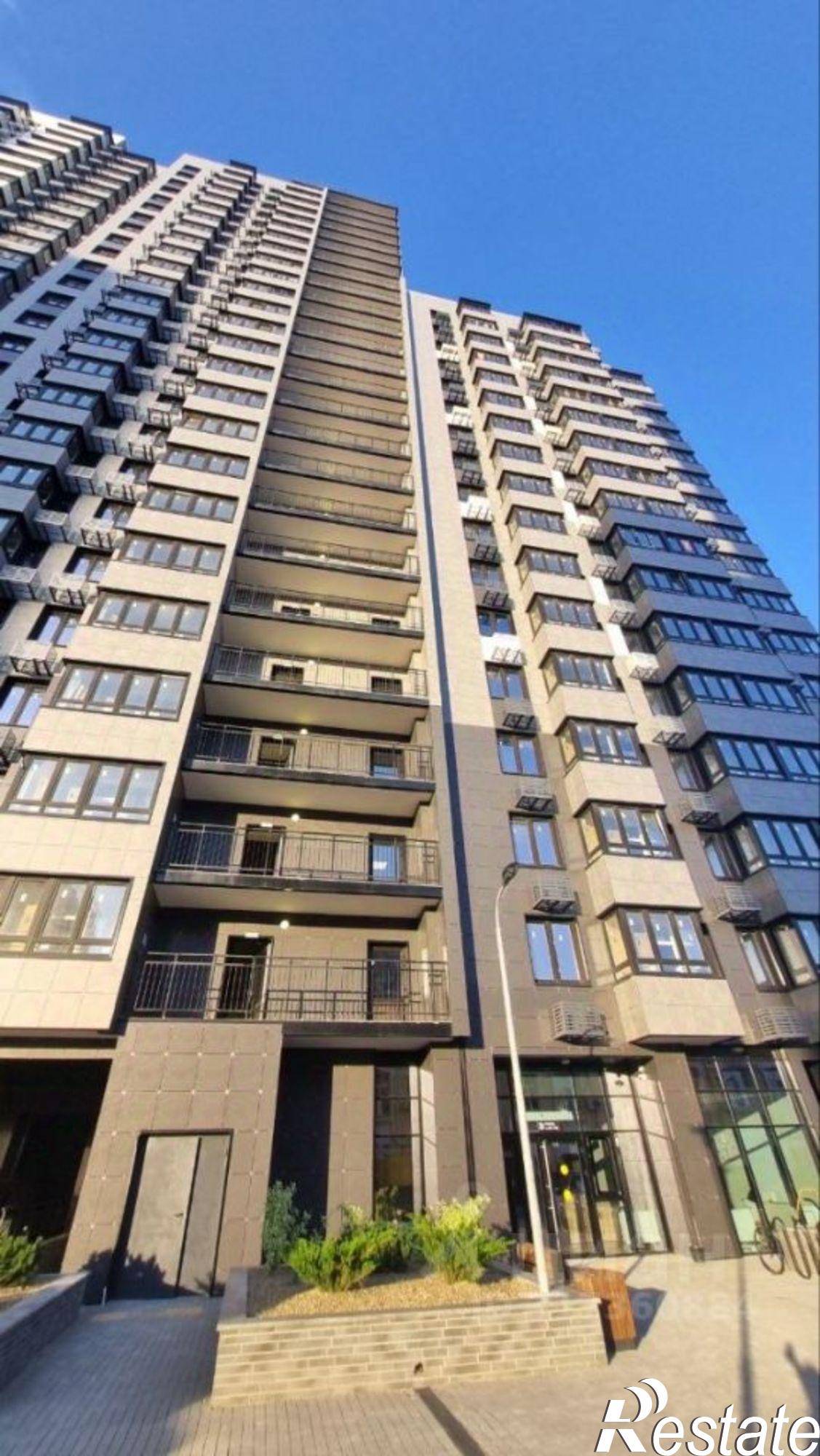 Купить квартиру за 12 500 000 рублей на проспект Соколова, 35