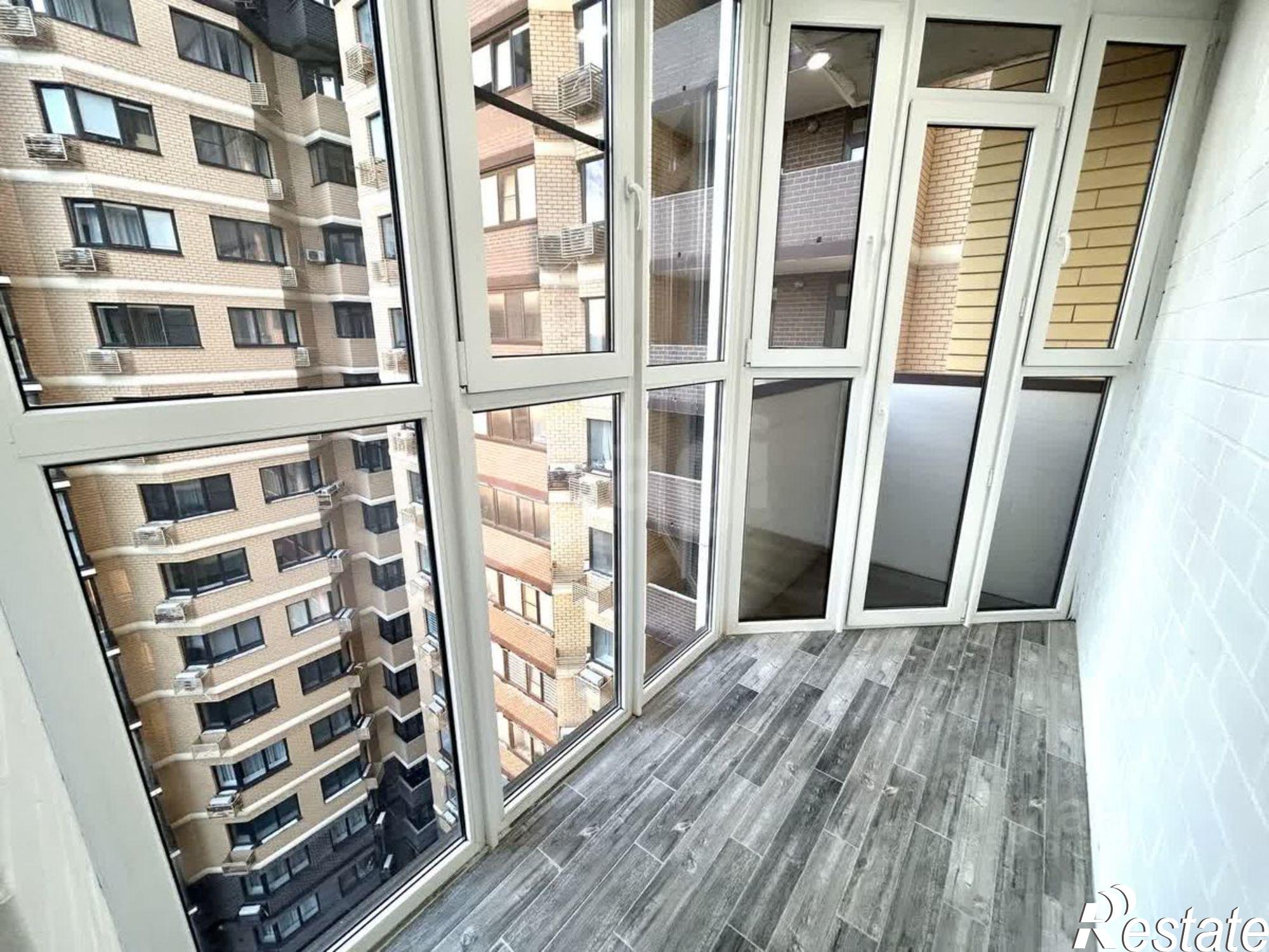 Купить квартиру за 12 838 000 рублей на улица Максима Горького, 256