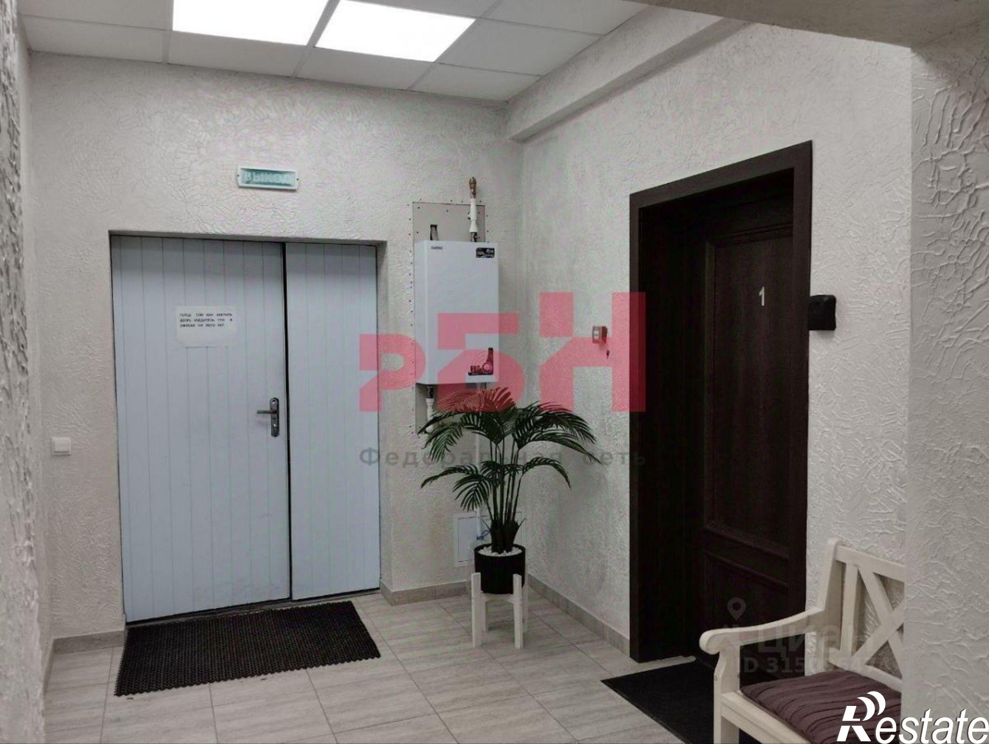 Купить офис, помещение под офис за 3 399 300 рублей на Театральный проспект, 89