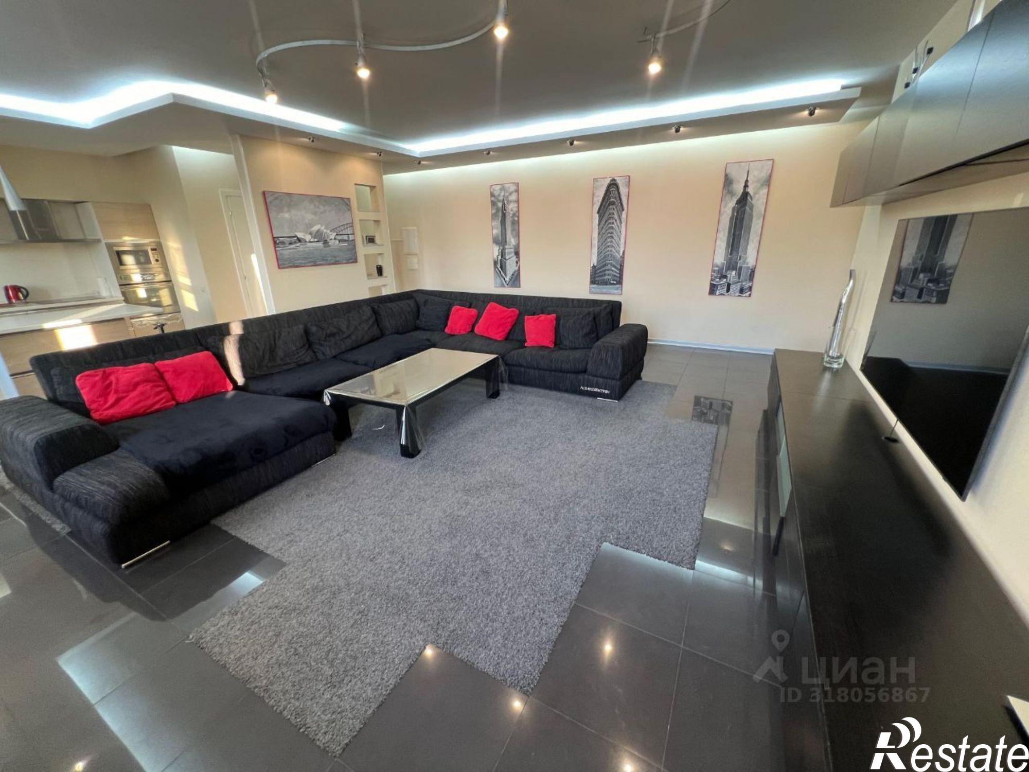 Купить квартиру за 25 490 000 рублей на ул Комсомольская, 3