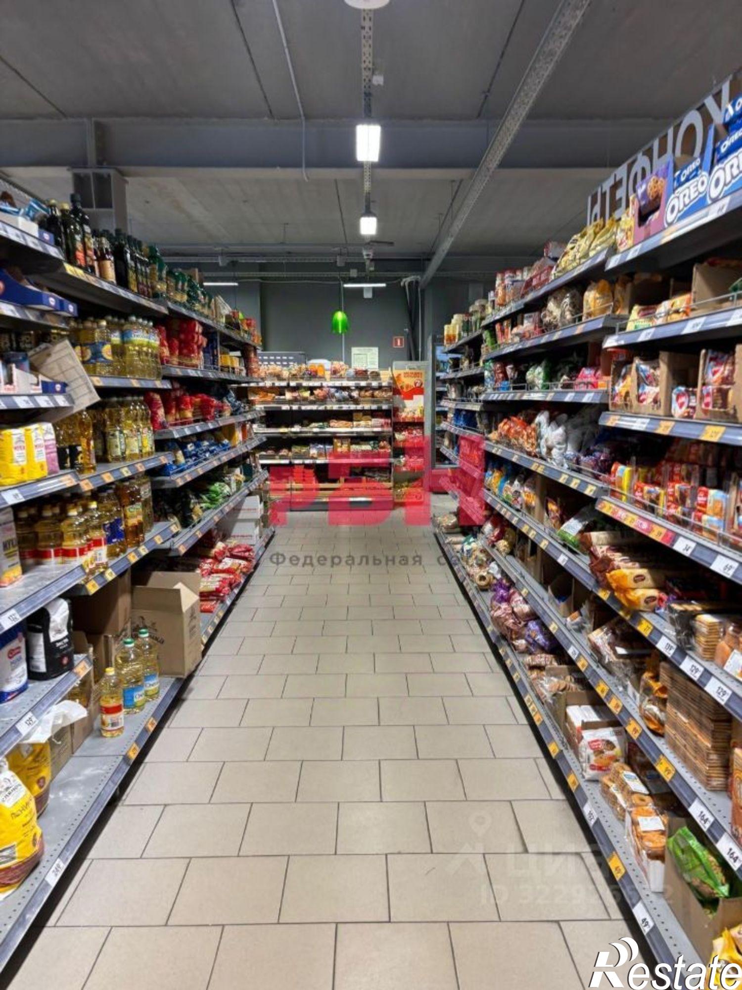 Купить торговое помещение за 120 000 000 рублей на пер Островского, 131