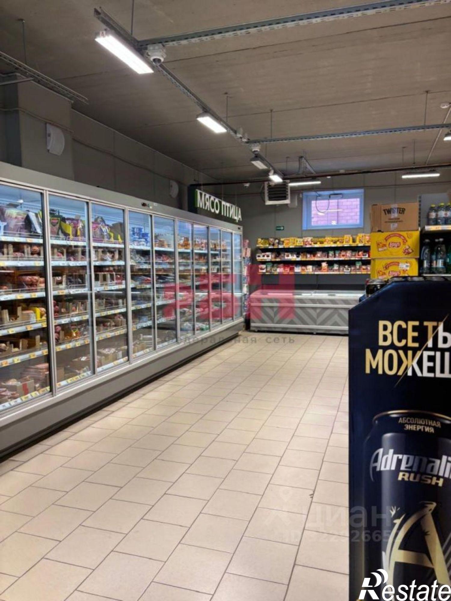 Купить торговое помещение за 120 000 000 рублей на пер Островского, 131