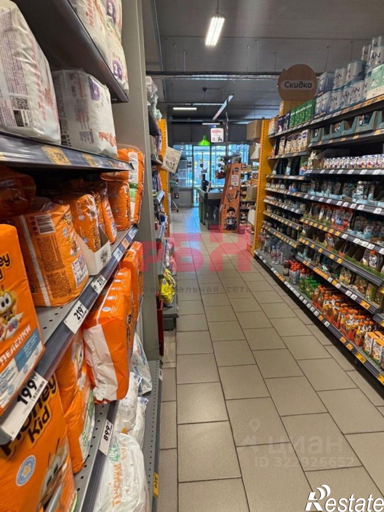 Купить торговое помещение за 120 000 000 рублей на пер Островского, 131