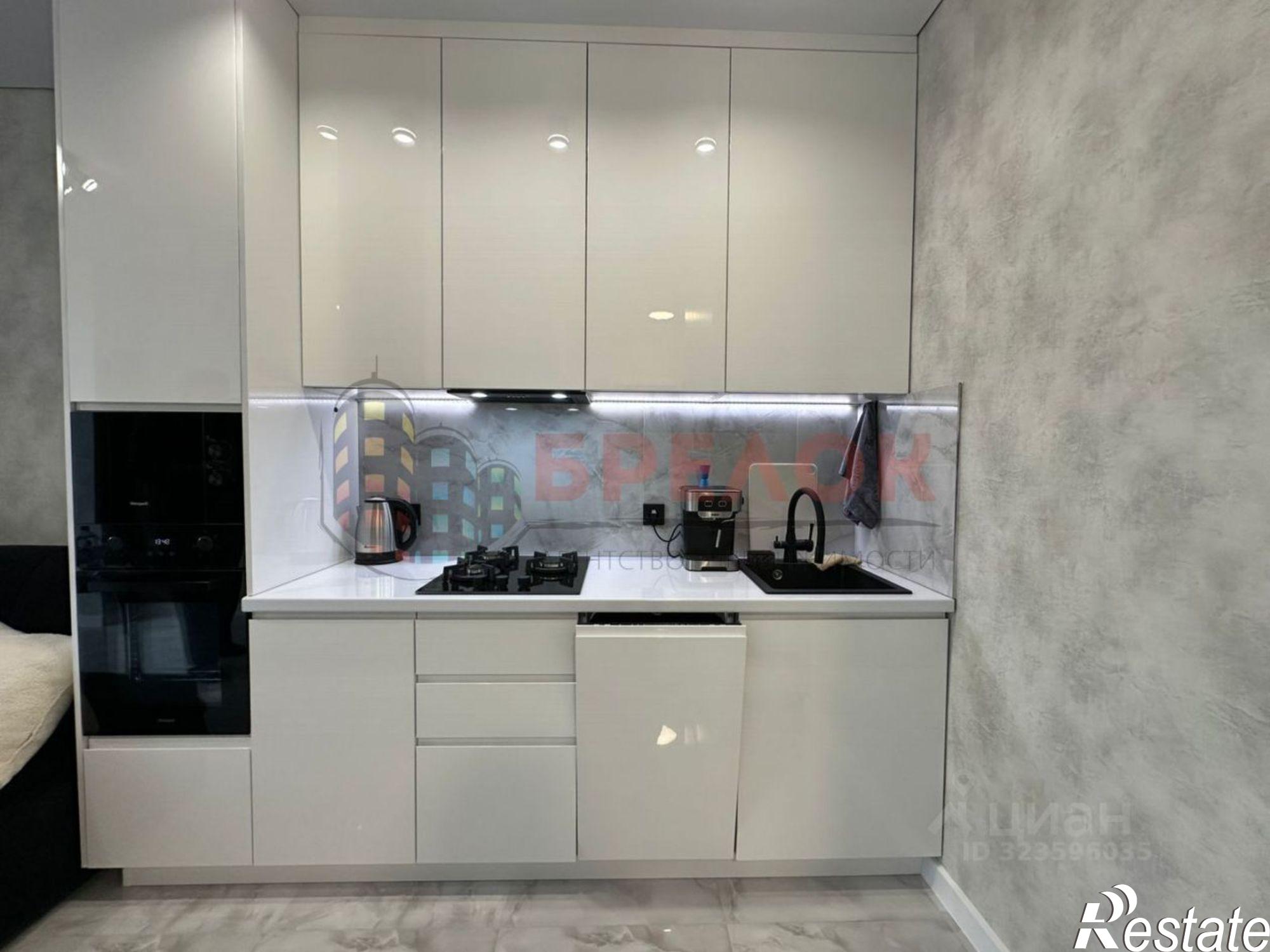 Купить квартиру за 8 000 000 рублей на улица Бориса Слюсаря, 23 с2