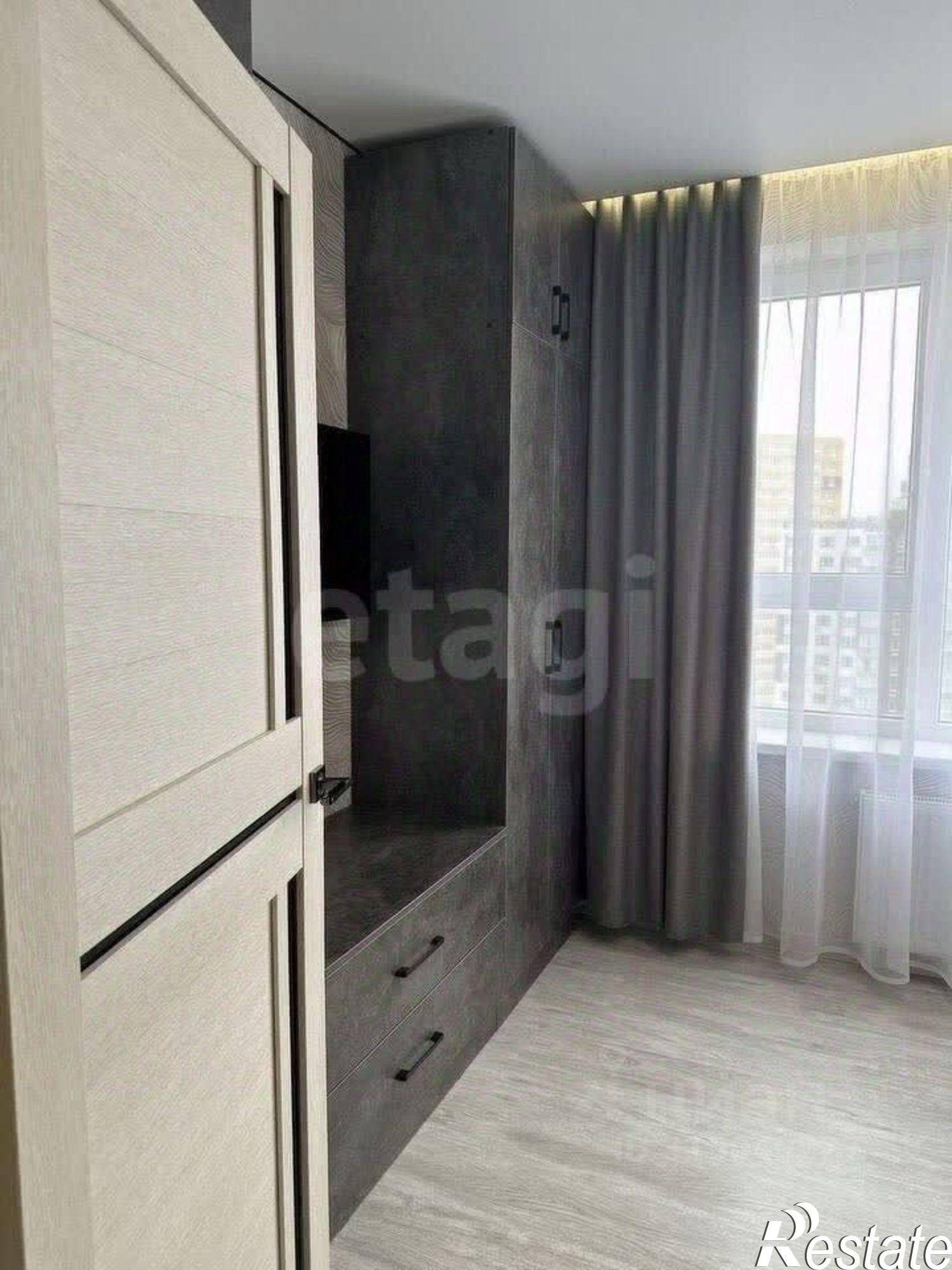 Купить квартиру за 7 700 000 рублей