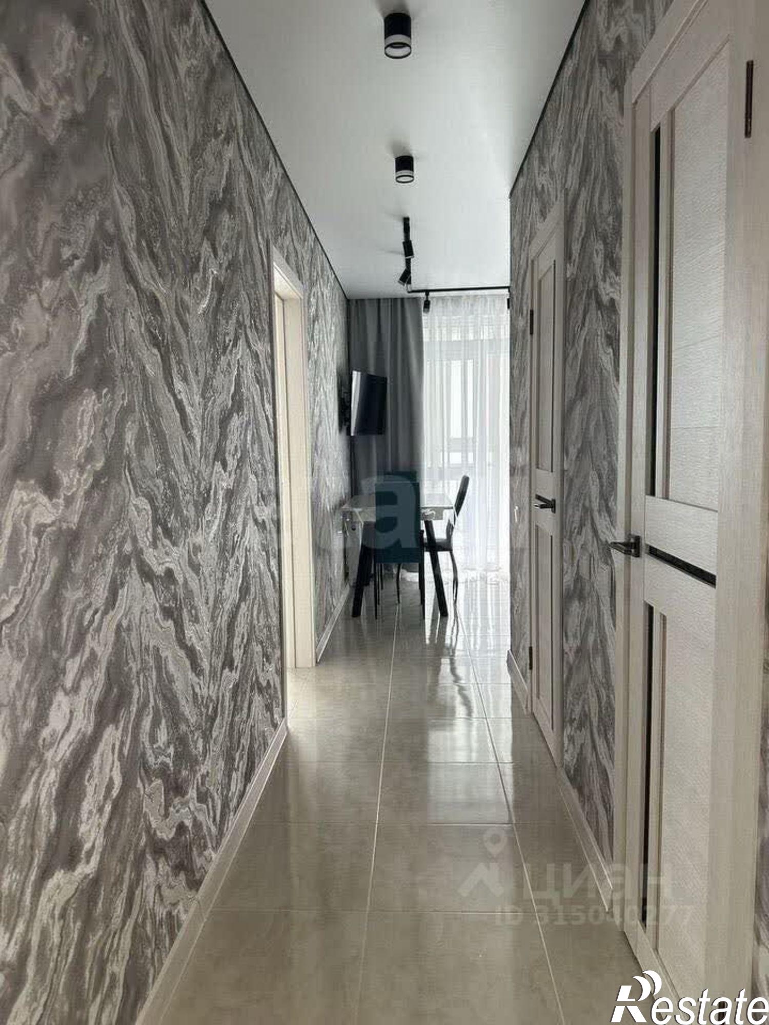 Купить квартиру за 7 700 000 рублей