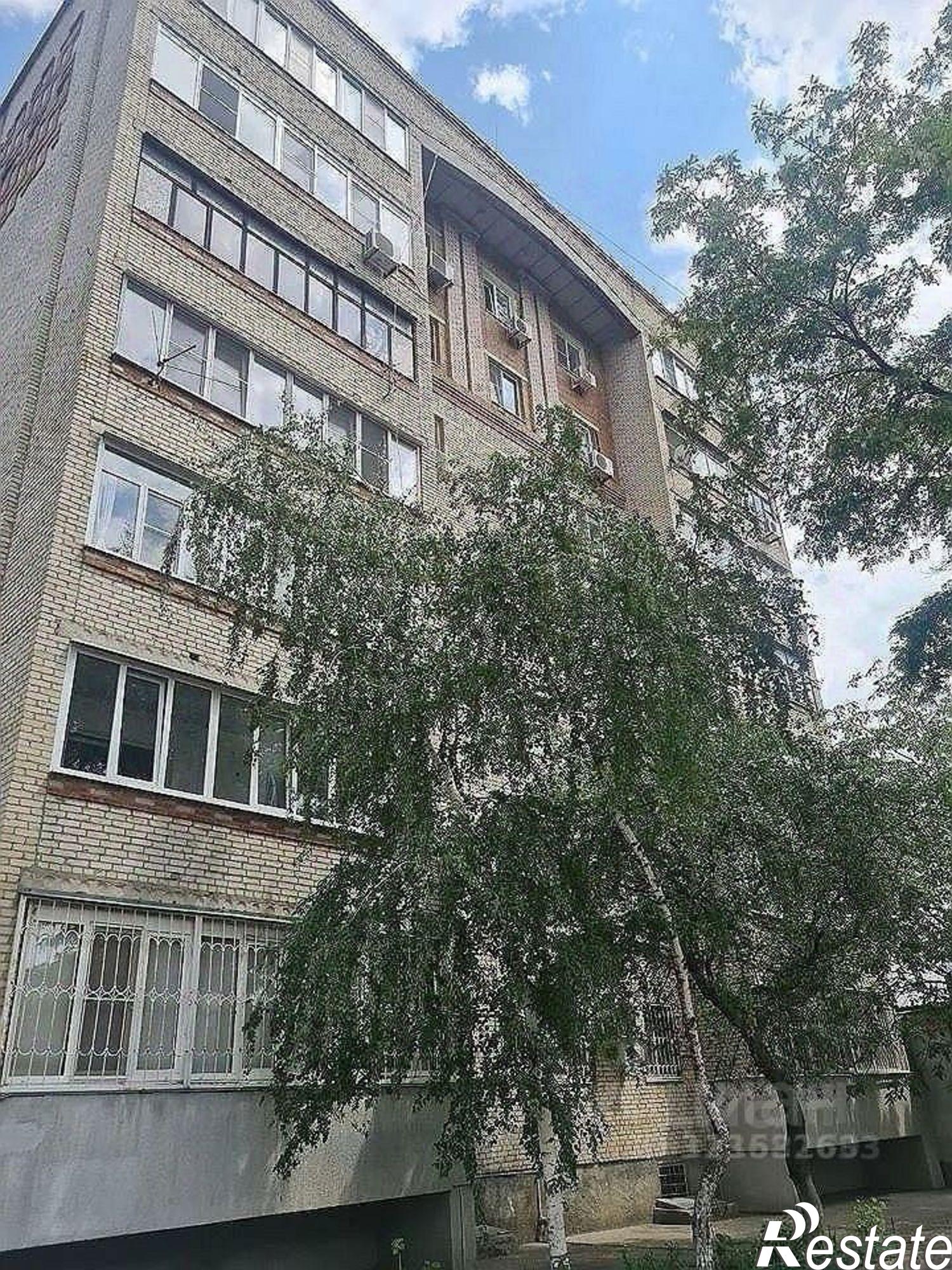 Купить квартиру за 8 000 000 рублей на 10-я линия, 79-81