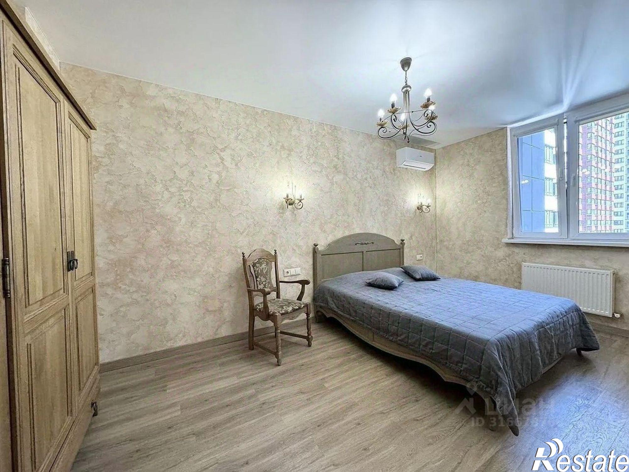 Купить квартиру за 12 000 000 рублей на проспект Соколова, 68/118В с1