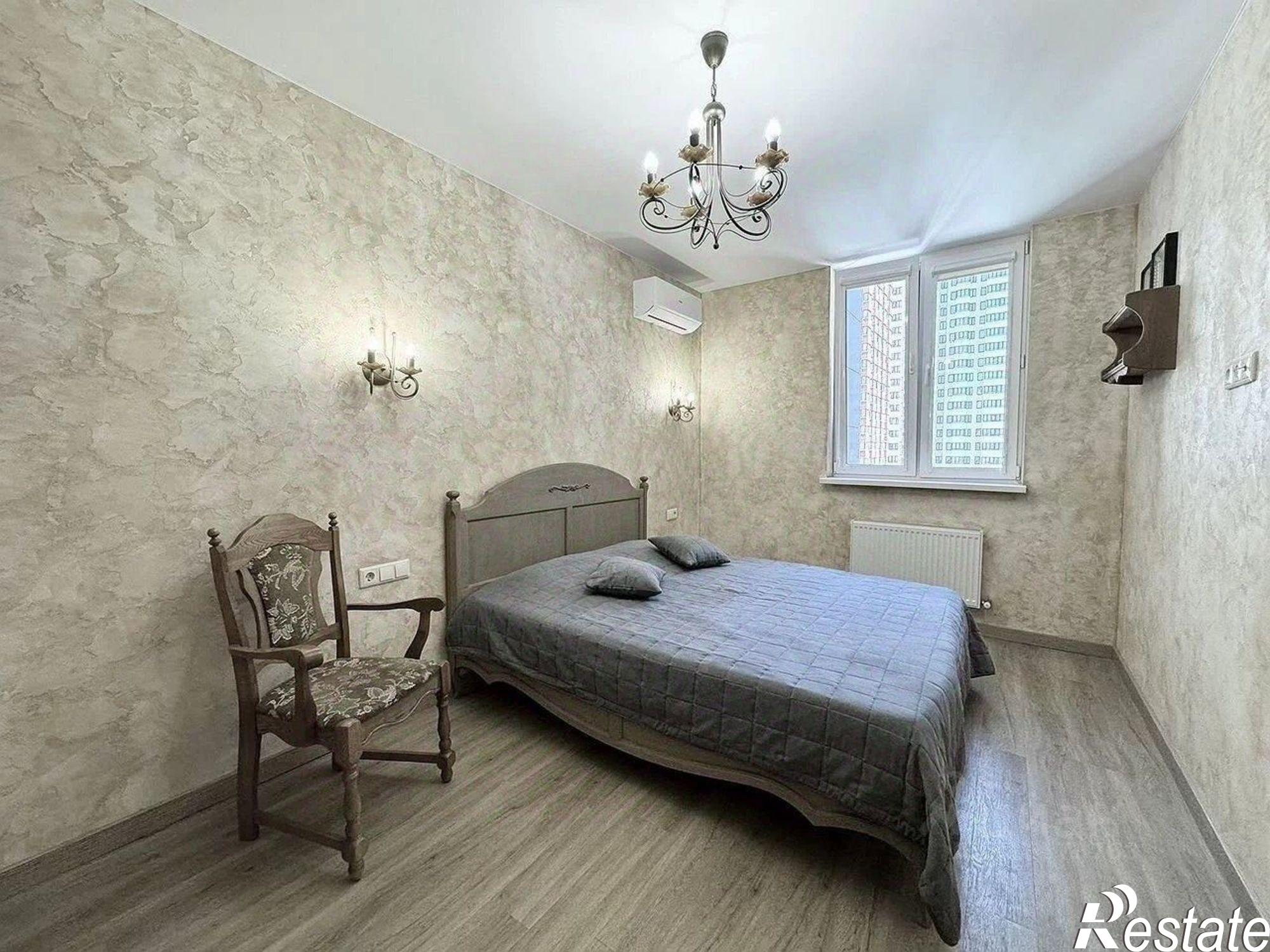 Купить квартиру за 12 000 000 рублей на проспект Соколова, 68/118В с1