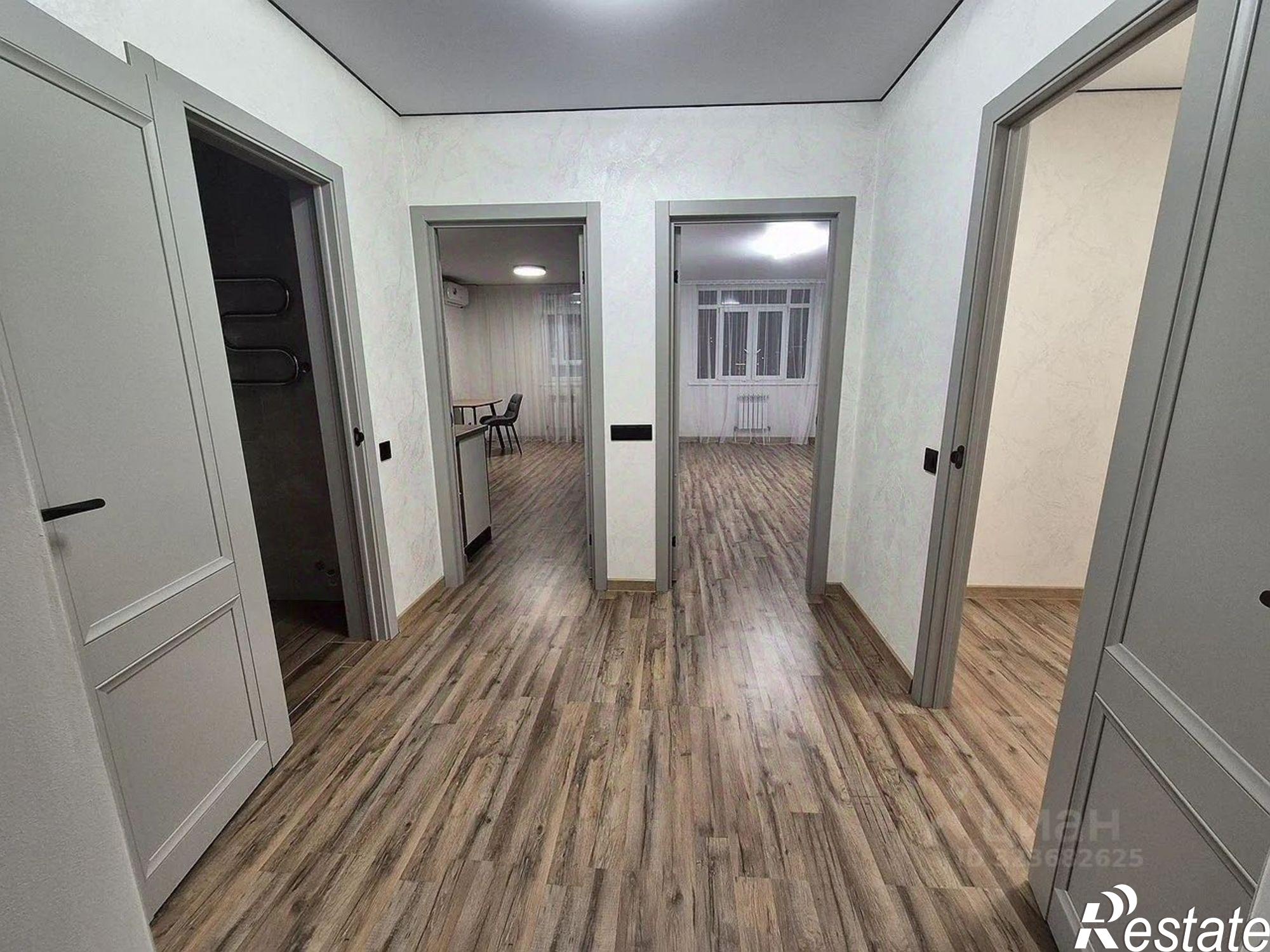 Купить квартиру за 7 100 000 рублей на Ростов-на-Дону г., Пролетарский