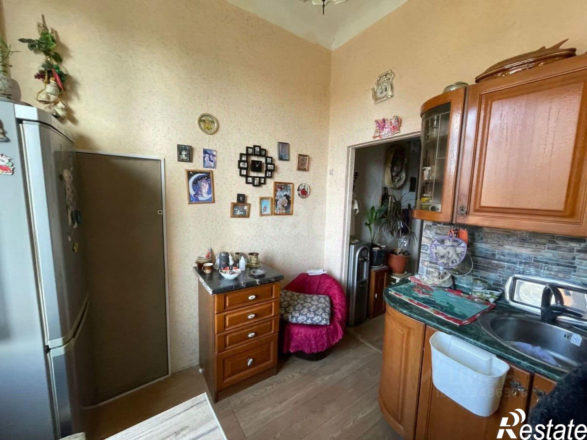 Купить квартиру за 9 400 000 рублей на Братский переулок, 20-22