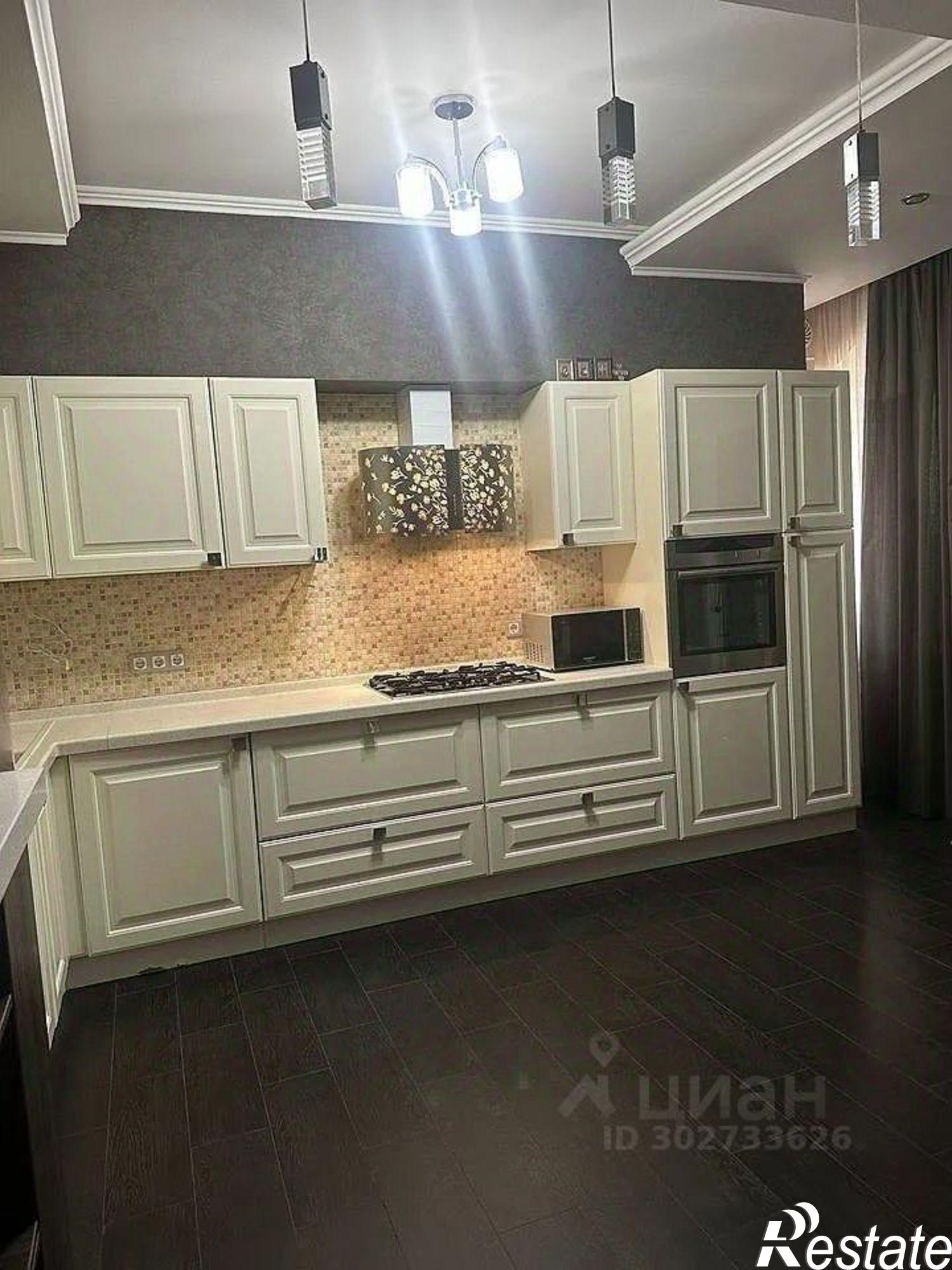 Купить квартиру за 12 000 000 рублей на 14-я линия, 15