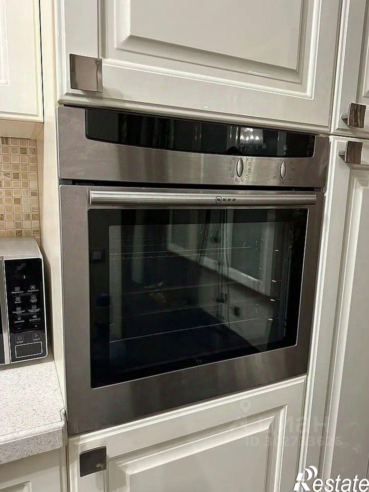 Купить квартиру за 12 000 000 рублей на 14-я линия, 15