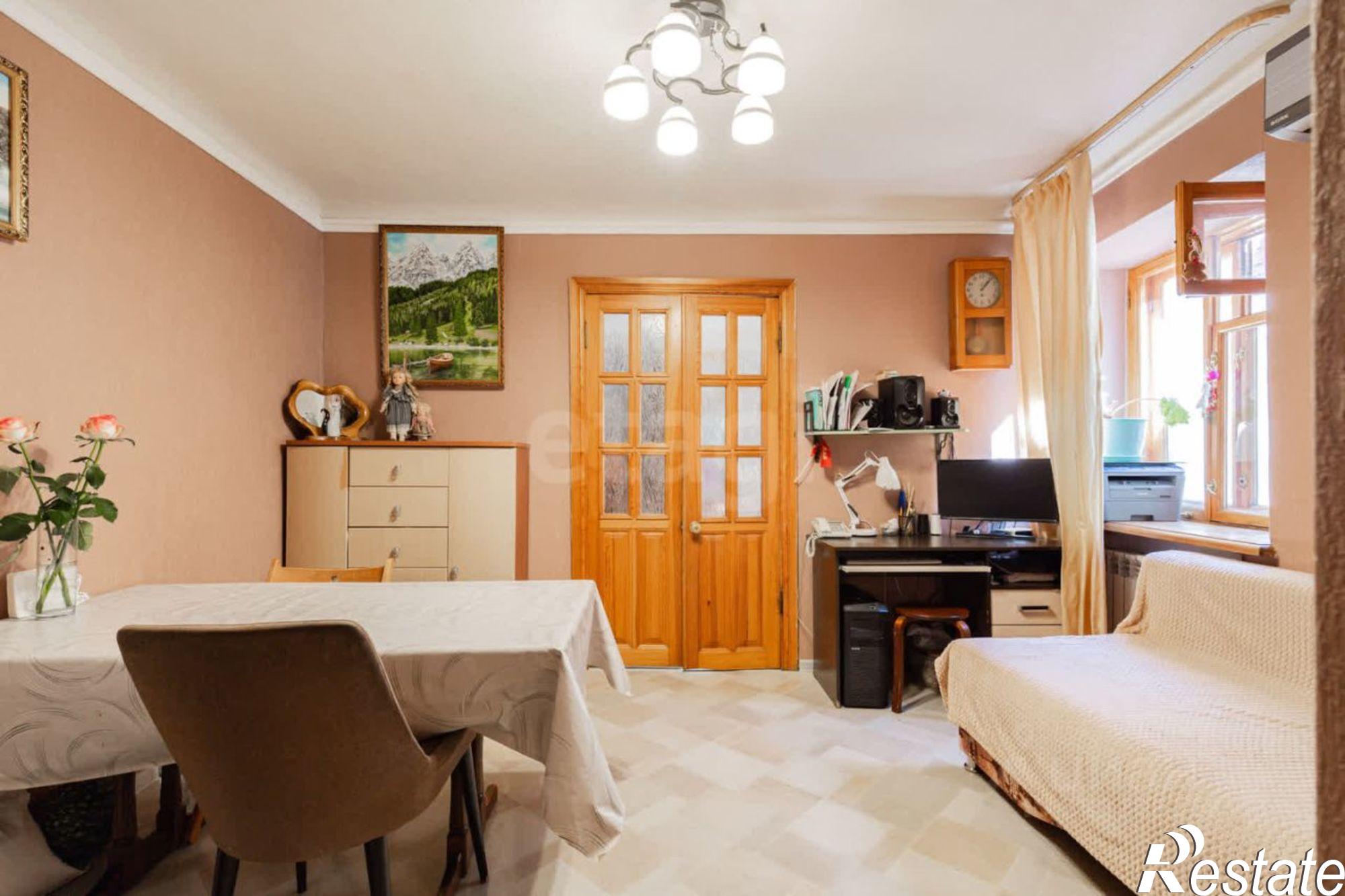 Купить квартиру за 15 900 000 рублей на улица Обороны, 79