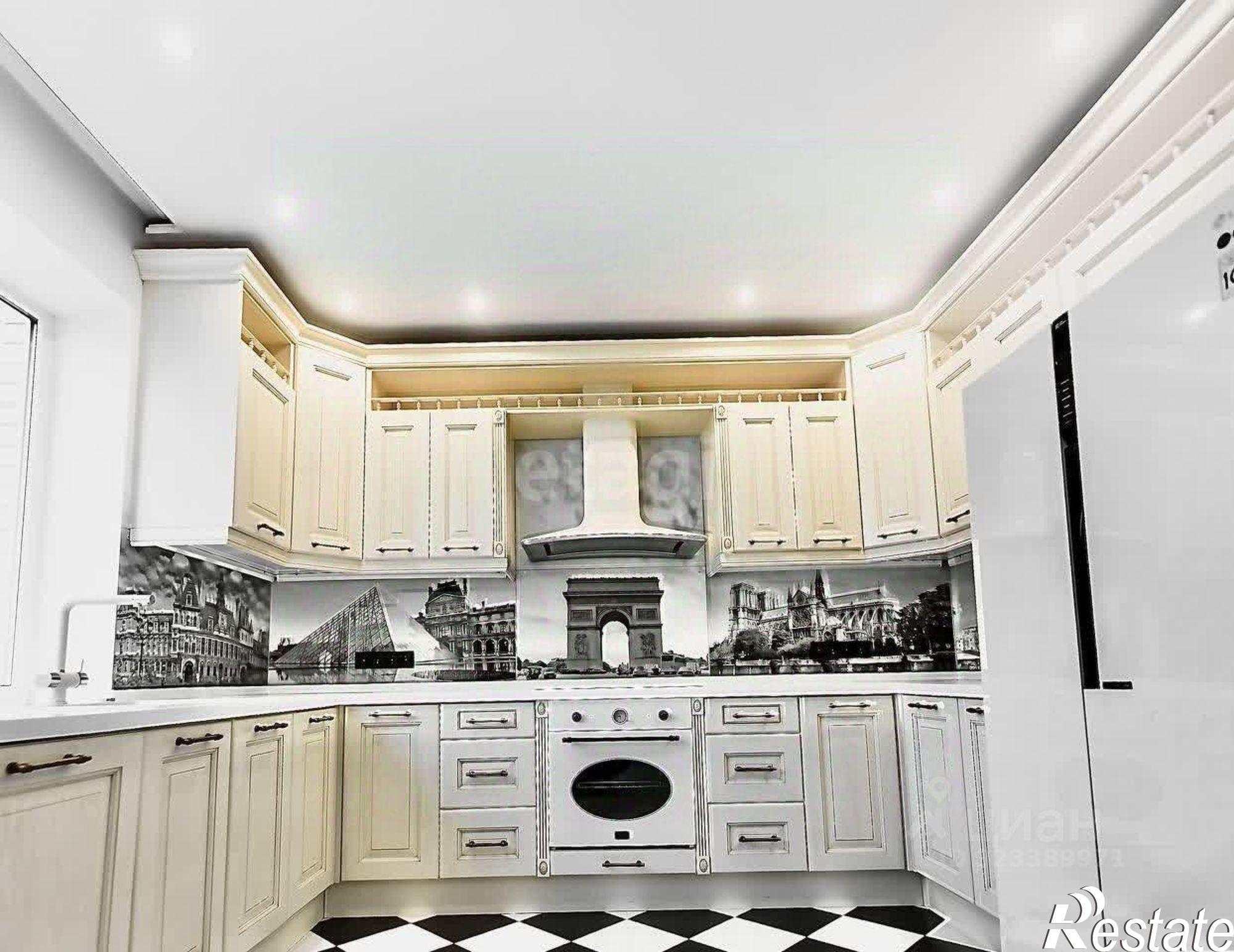 Купить квартиру за 24 900 000 рублей на Соборный переулок, 90