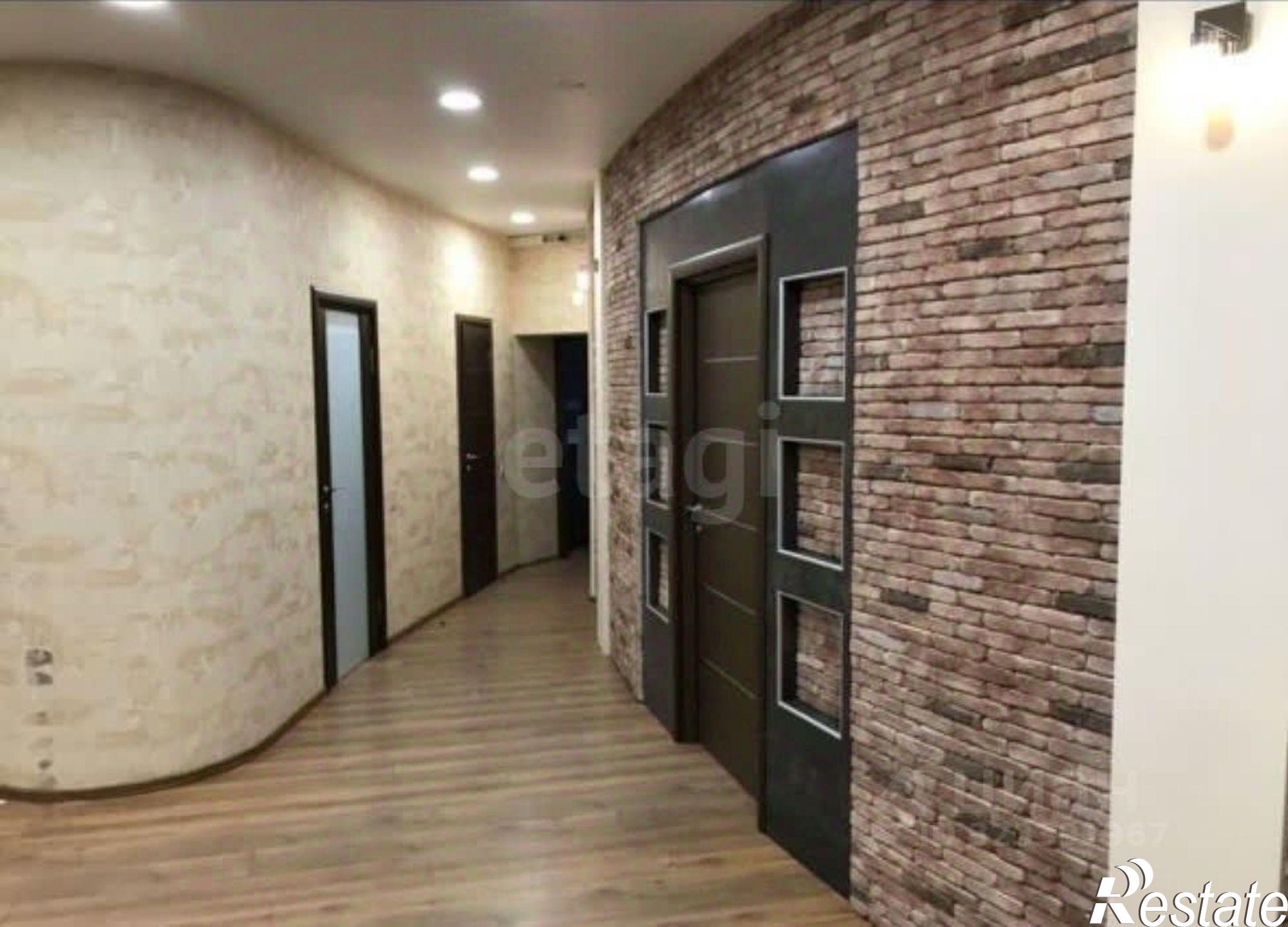 Купить квартиру за 28 450 000 рублей на Социалистическая улица, 213-219