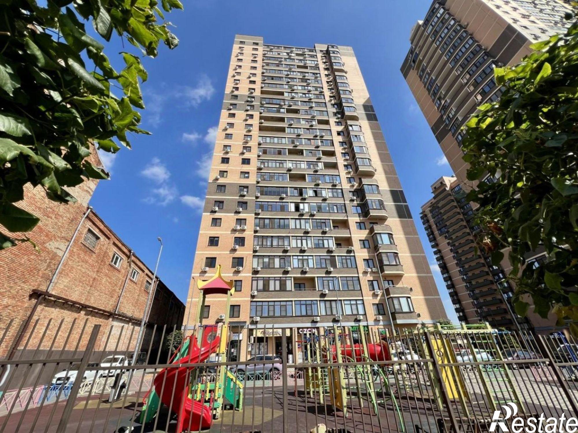 Купить квартиру за 9 400 000 рублей на Доломановский переулок, 57