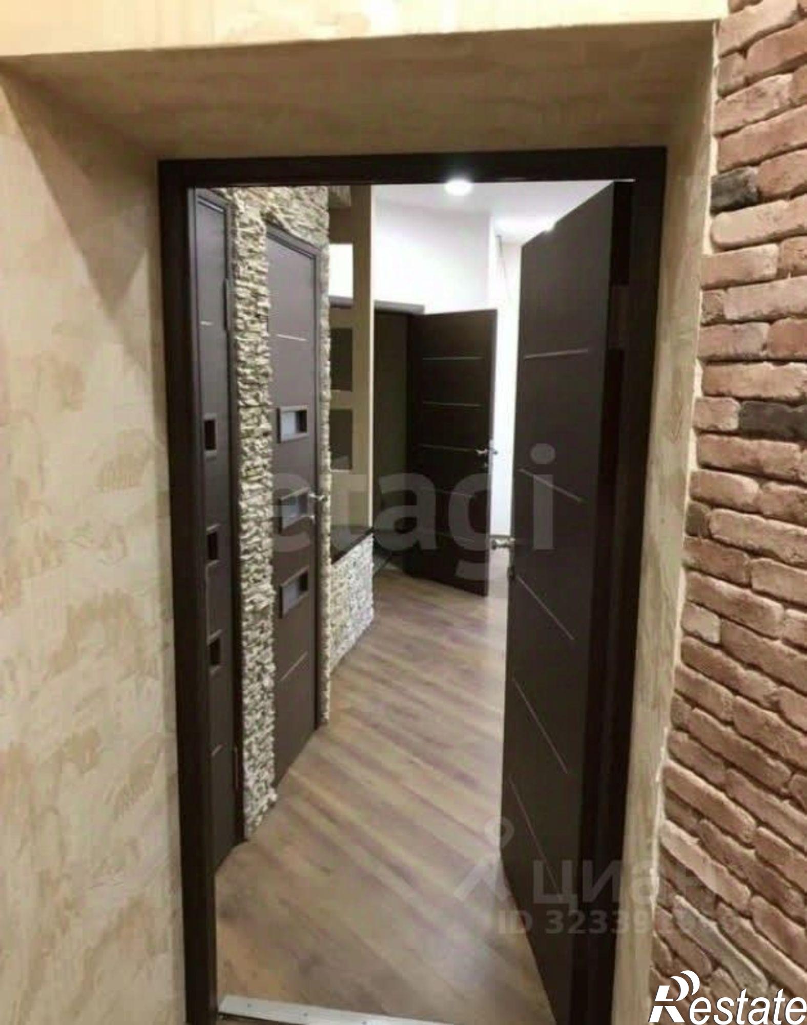 Купить квартиру за 28 450 000 рублей на ул Социалистическая, 215