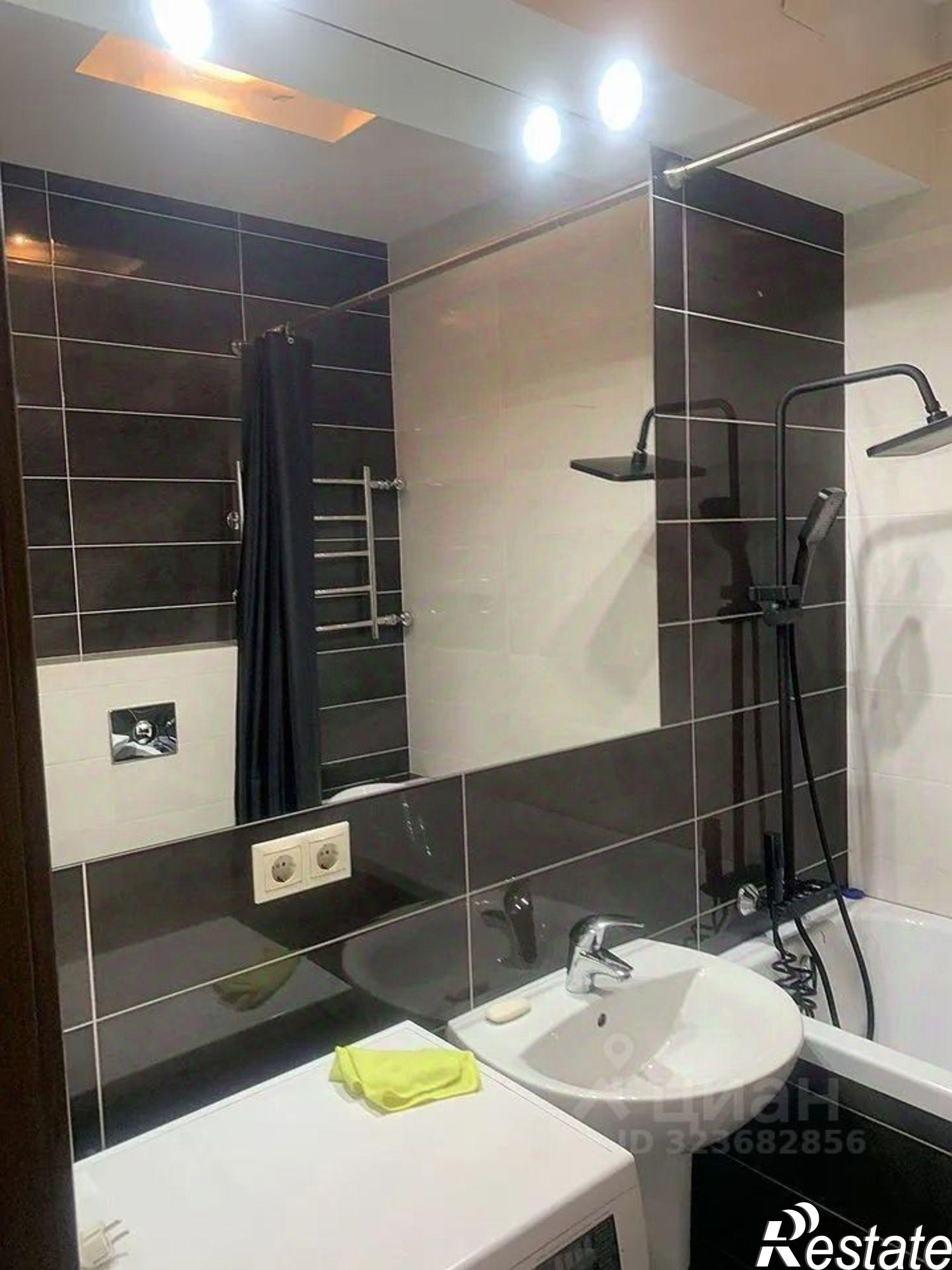 Купить квартиру за 9 350 000 рублей на улица Козлова, 65Е