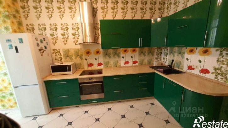 3-комн квартира Кировский проспект, 69,  д. 69