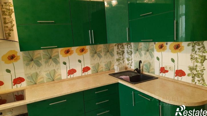 3-комн квартира Кировский проспект, 69,  д. 69