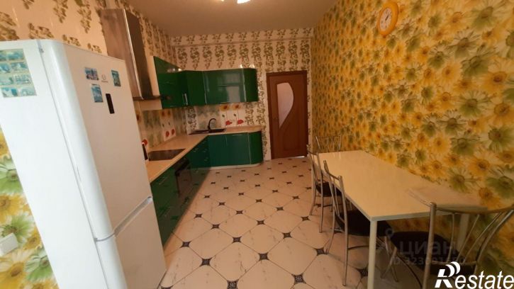 3-комн квартира Кировский проспект, 69,  д. 69